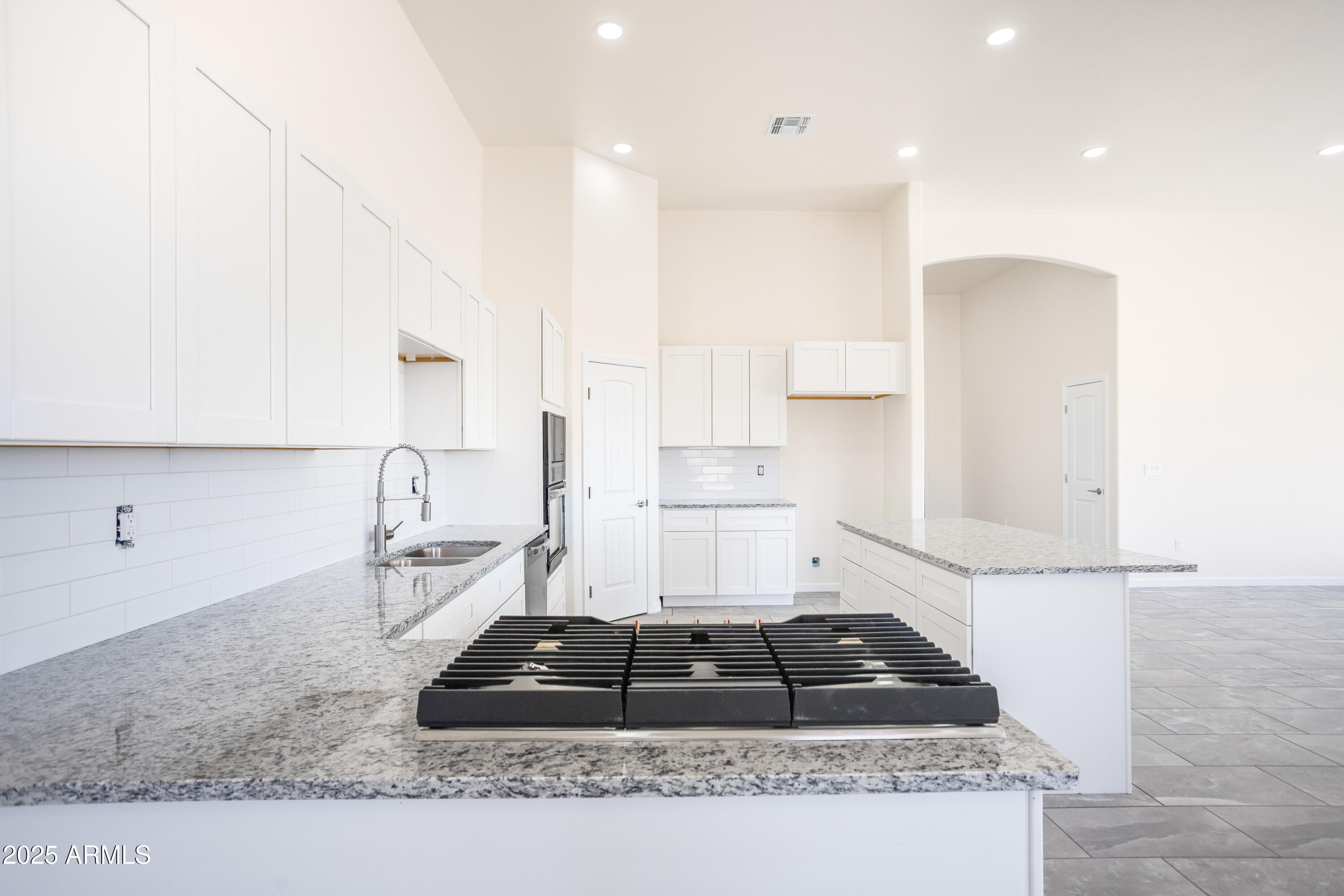 RANCHO ARIZONA - Residential