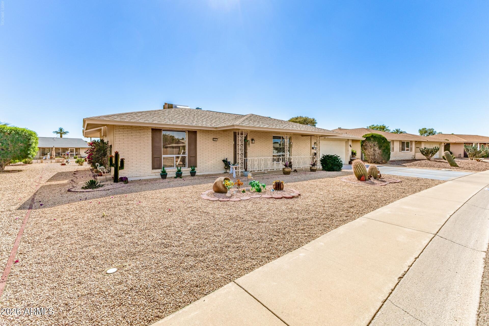 9227 W MEADOW HILLS Drive