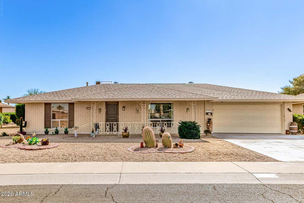 Photo of 9227 W Meadow Hills Drive, Sun City, AZ 85351 (MLS # 6996529)