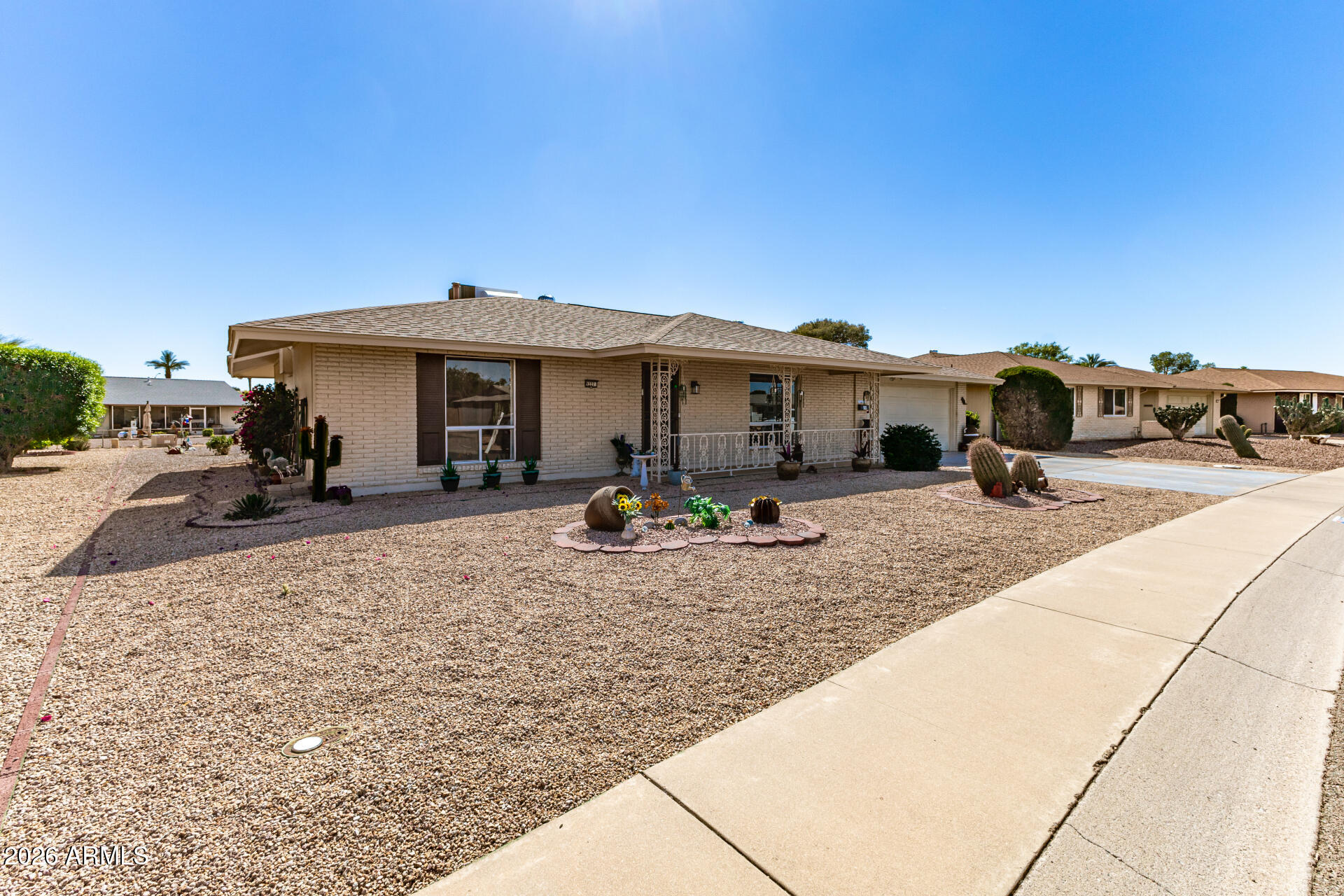 9227 W MEADOW HILLS Drive