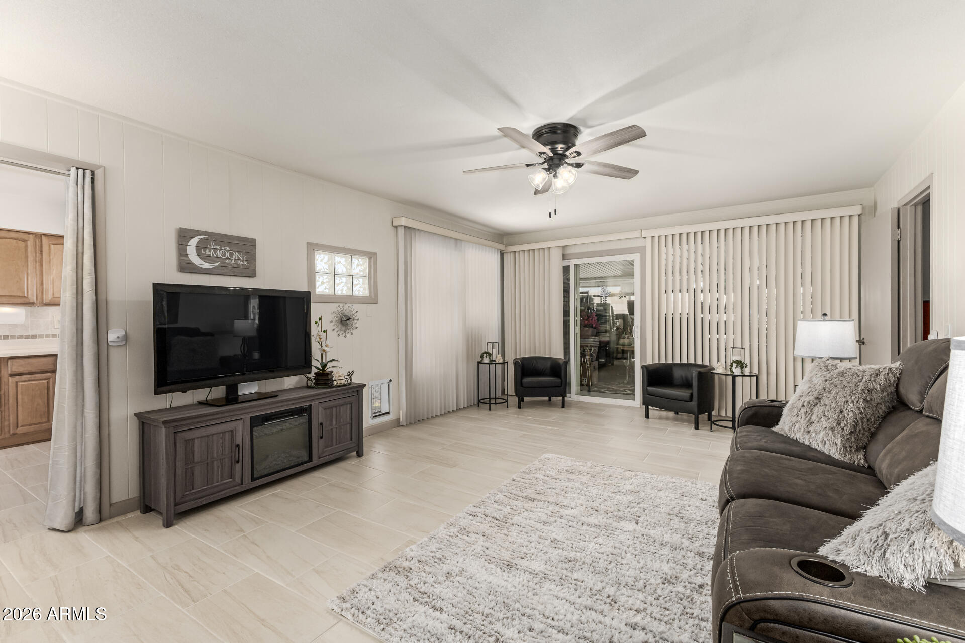9227 W MEADOW HILLS Drive