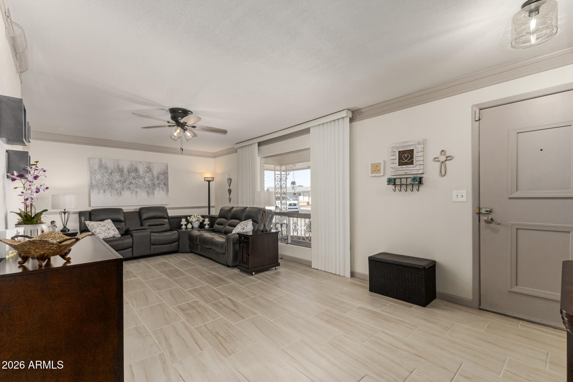 9227 W MEADOW HILLS Drive