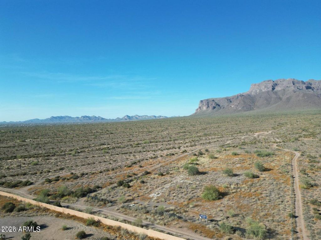 Photo of 0 E Cloudview Avenue #-, Gold Canyon, AZ 85118 (MLS # 6963167)