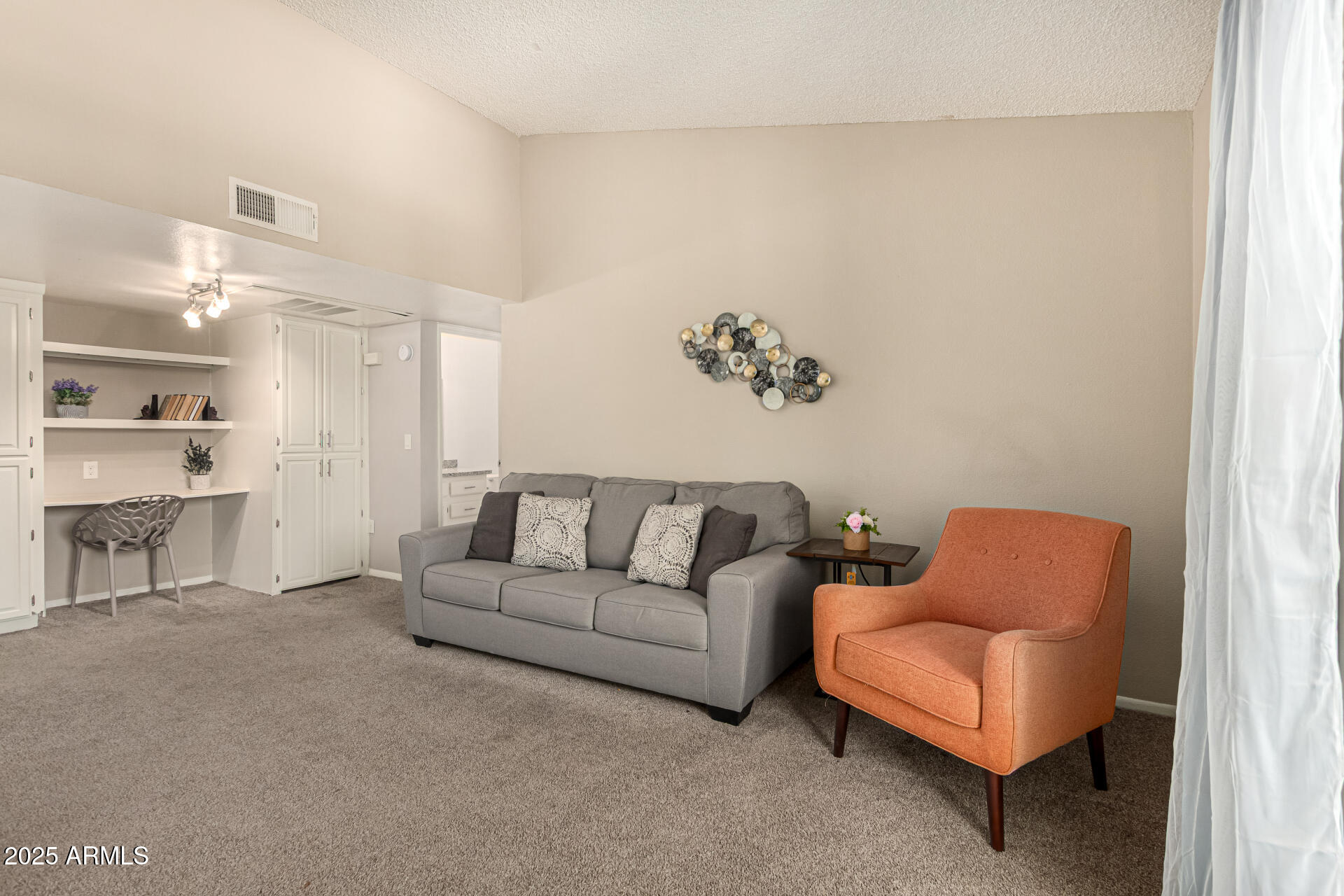 461 W HOLMES Avenue 360