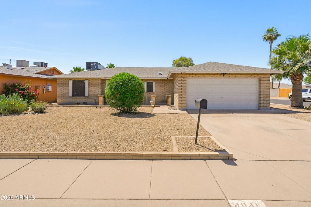 Photo of 4041 W Pershing Avenue, Phoenix, AZ 85029 (MLS # 7024154)
