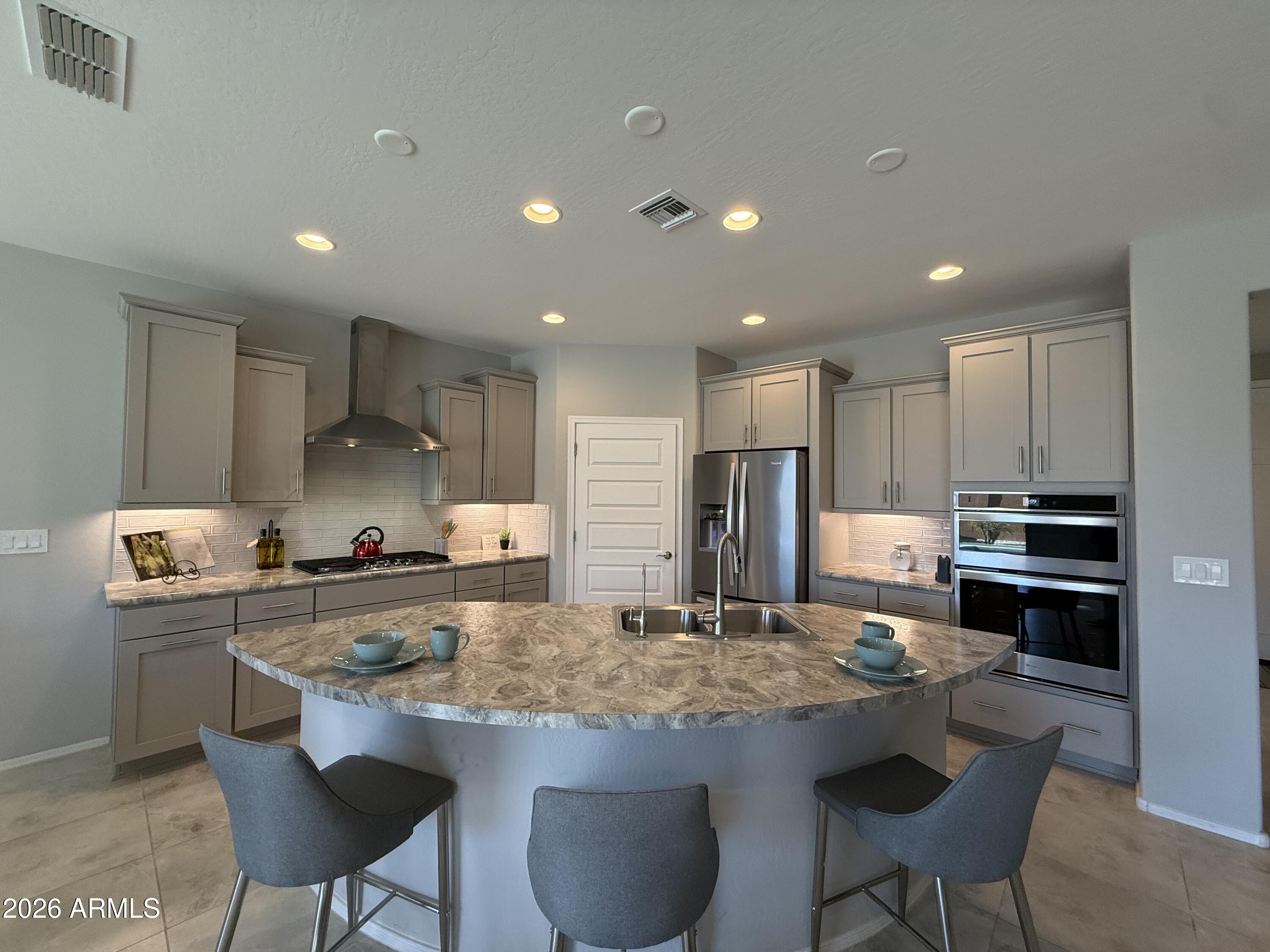 26741 W MELINDA Lane