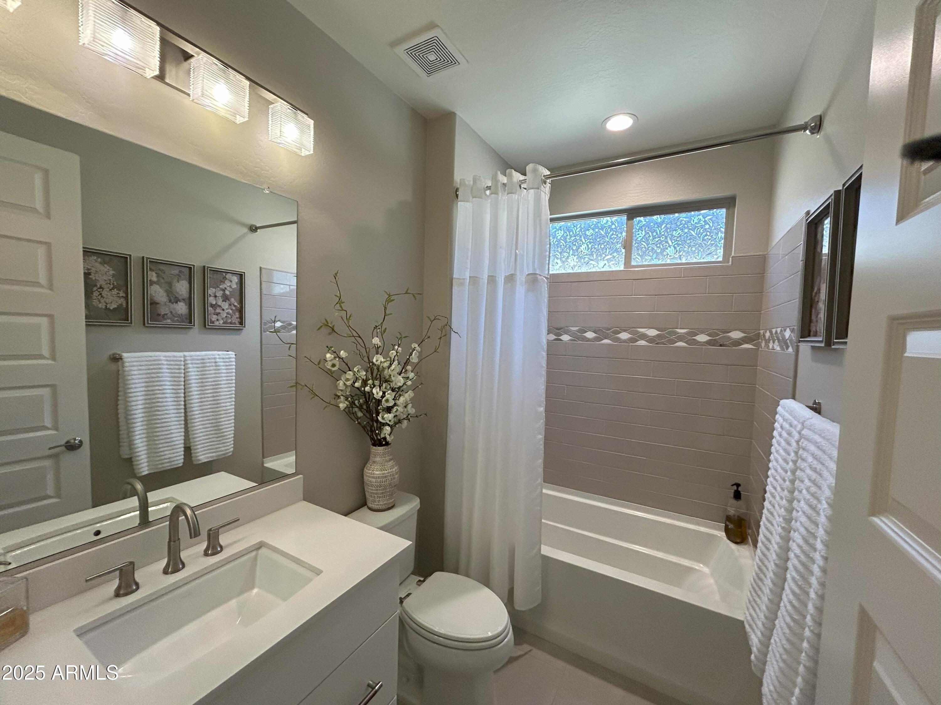 Homes 4 16822 W CATALINA Drive
