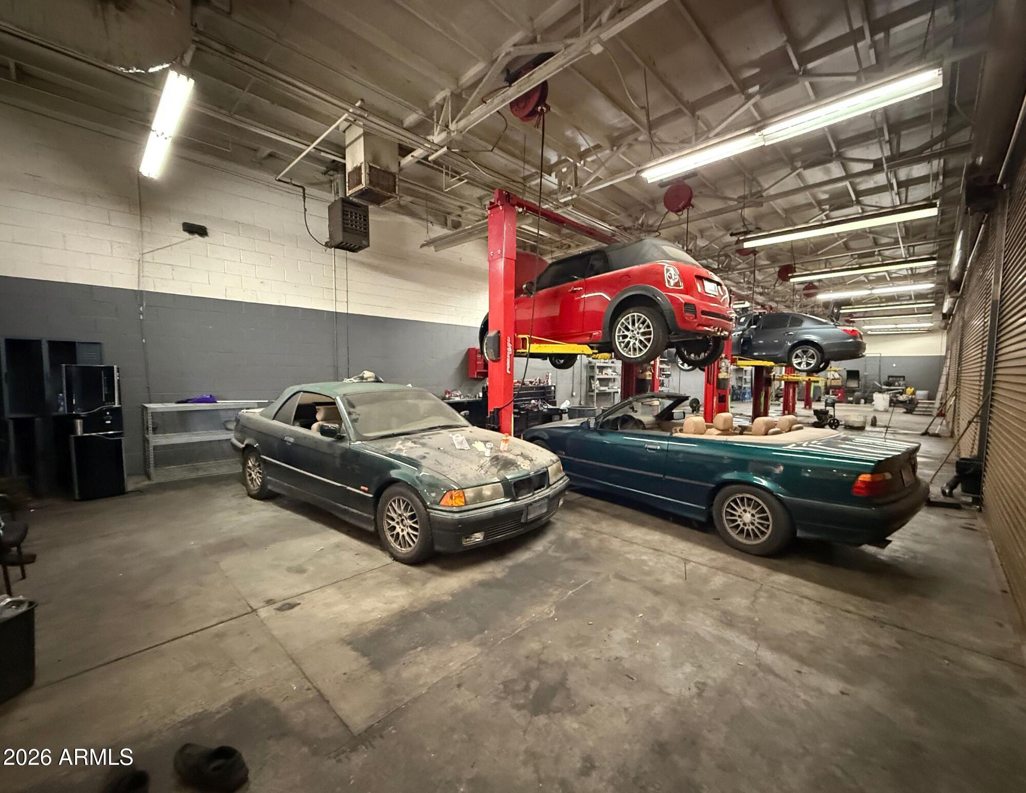 11237 N CAVE CREEK Road