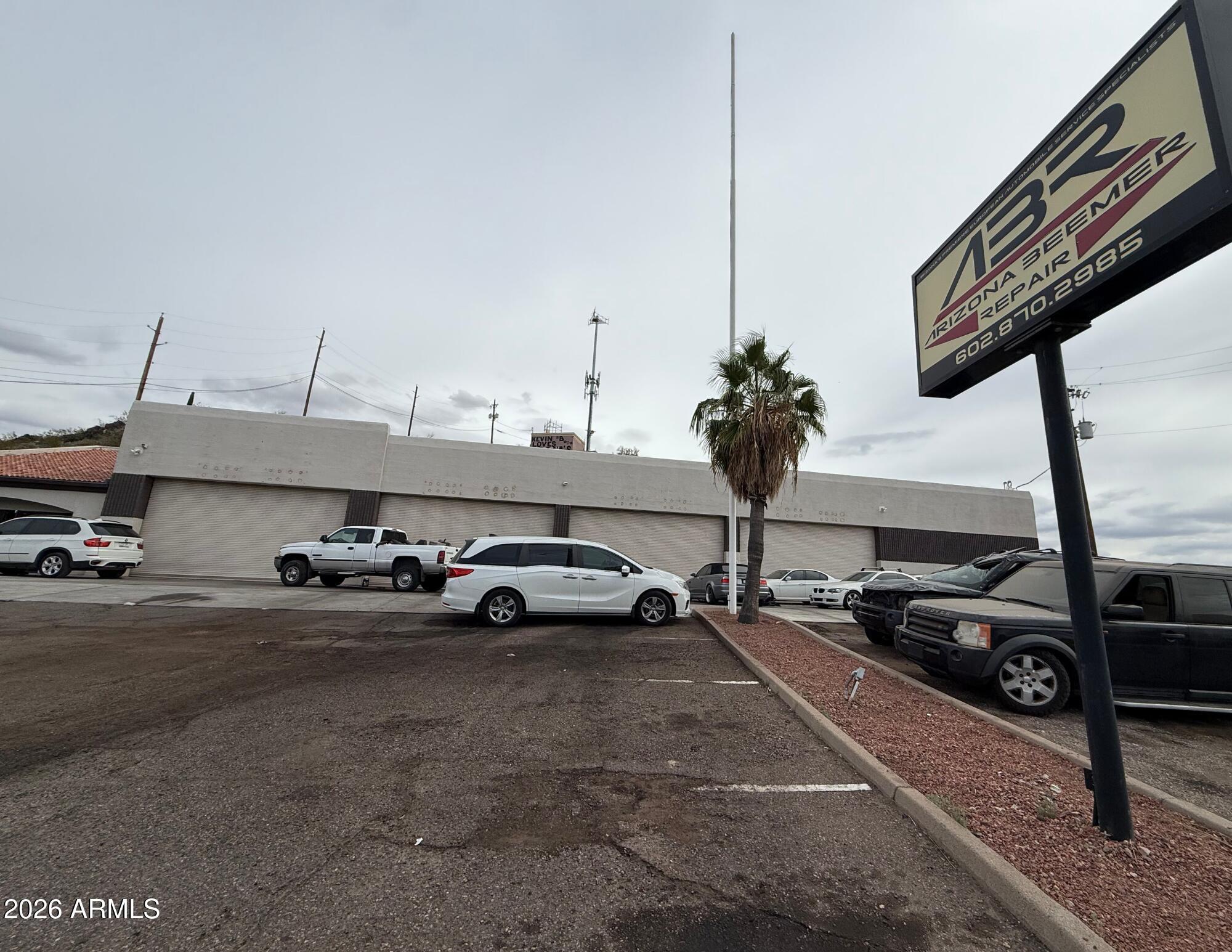 11237 N CAVE CREEK Road