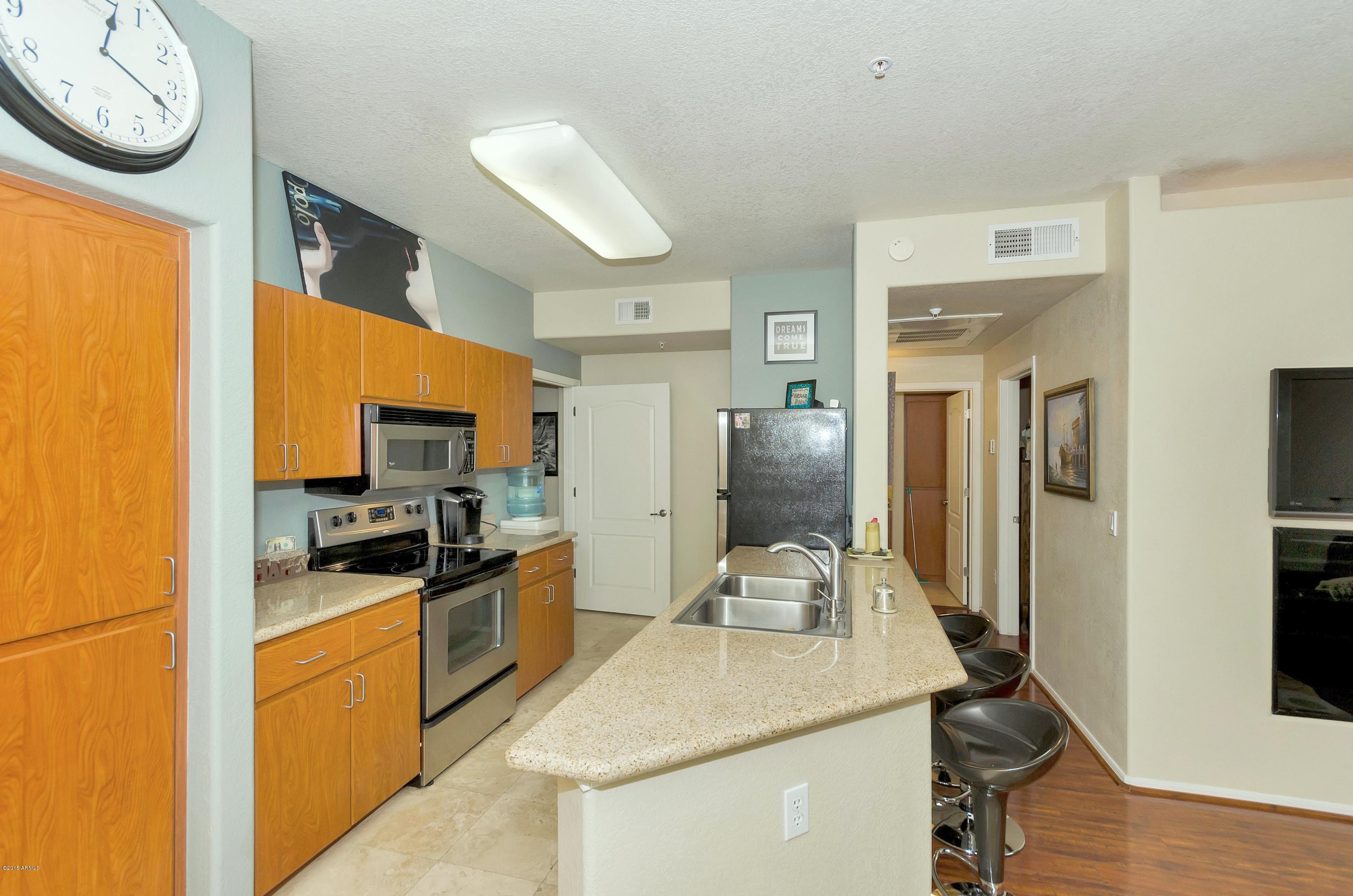 Photo 1 of 33 — 5302 E VAN BUREN Street 1019, Phoenix, AZ 85008