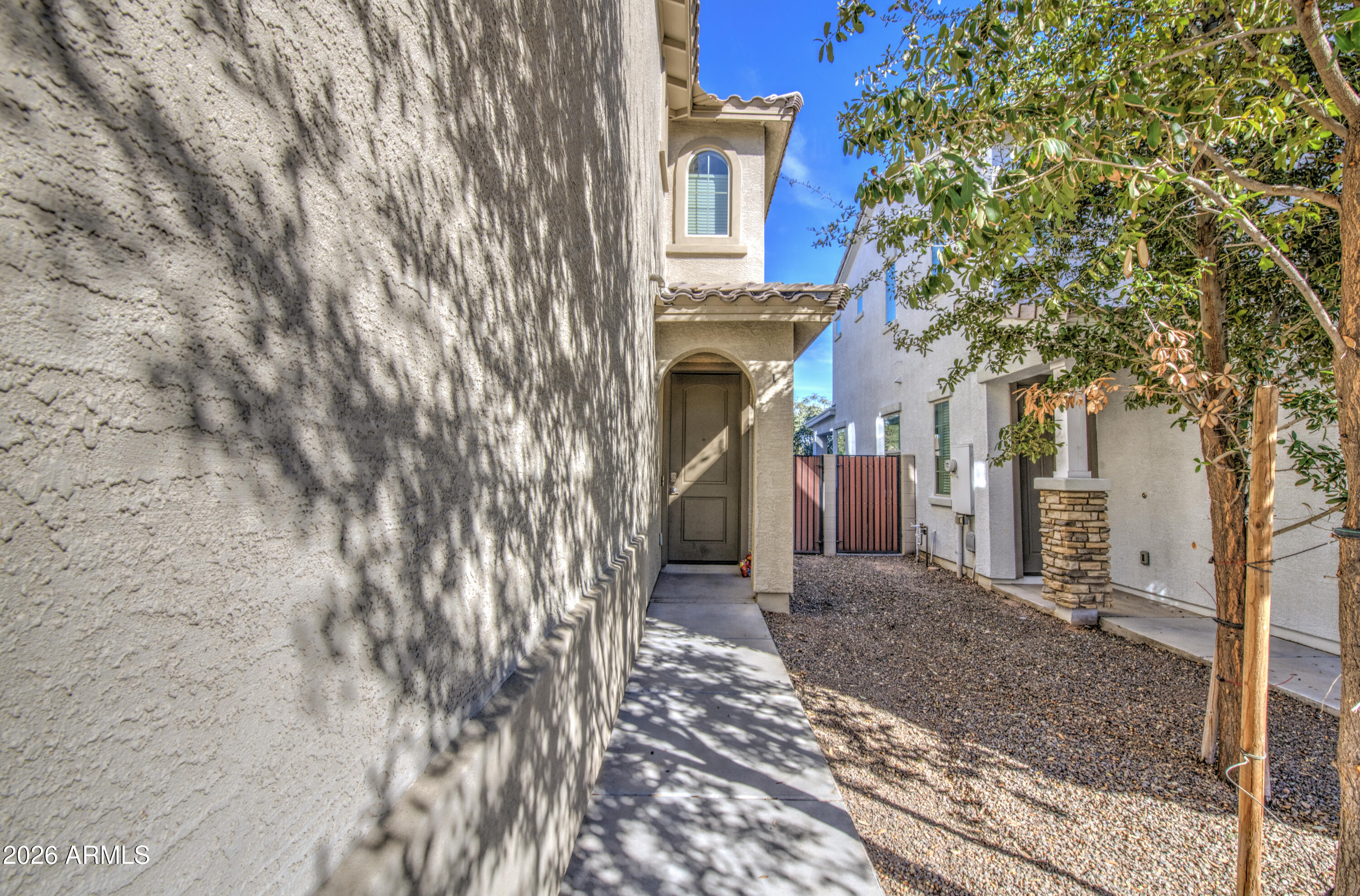 2254 E UNIVERSITY Drive 9