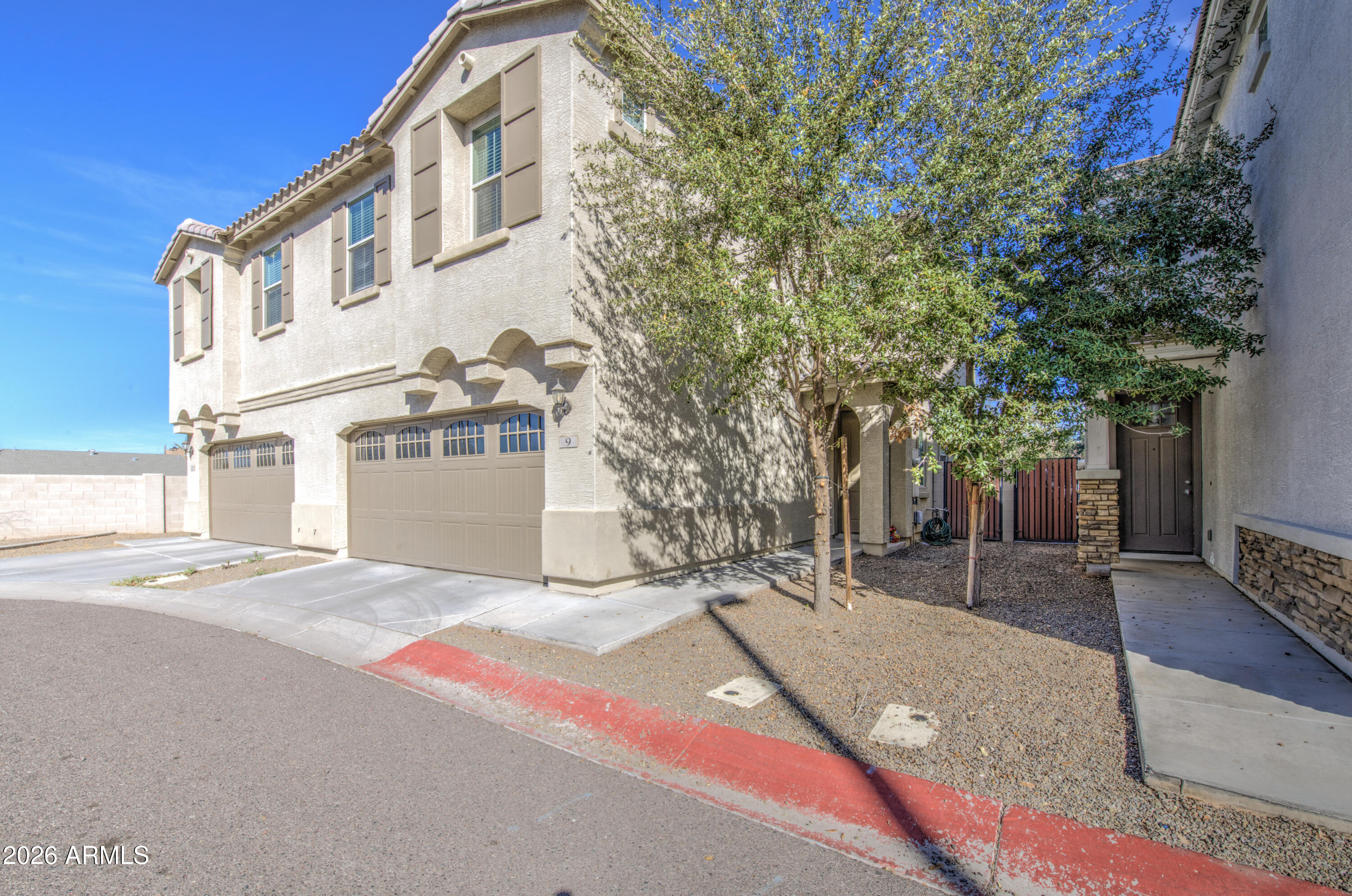 2254 E UNIVERSITY Drive 9