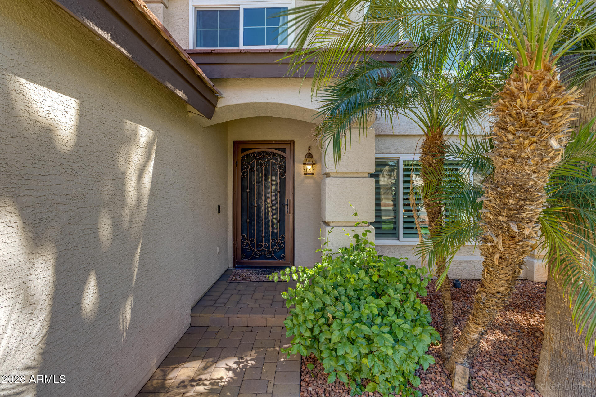 2611 E CATCLAW Street