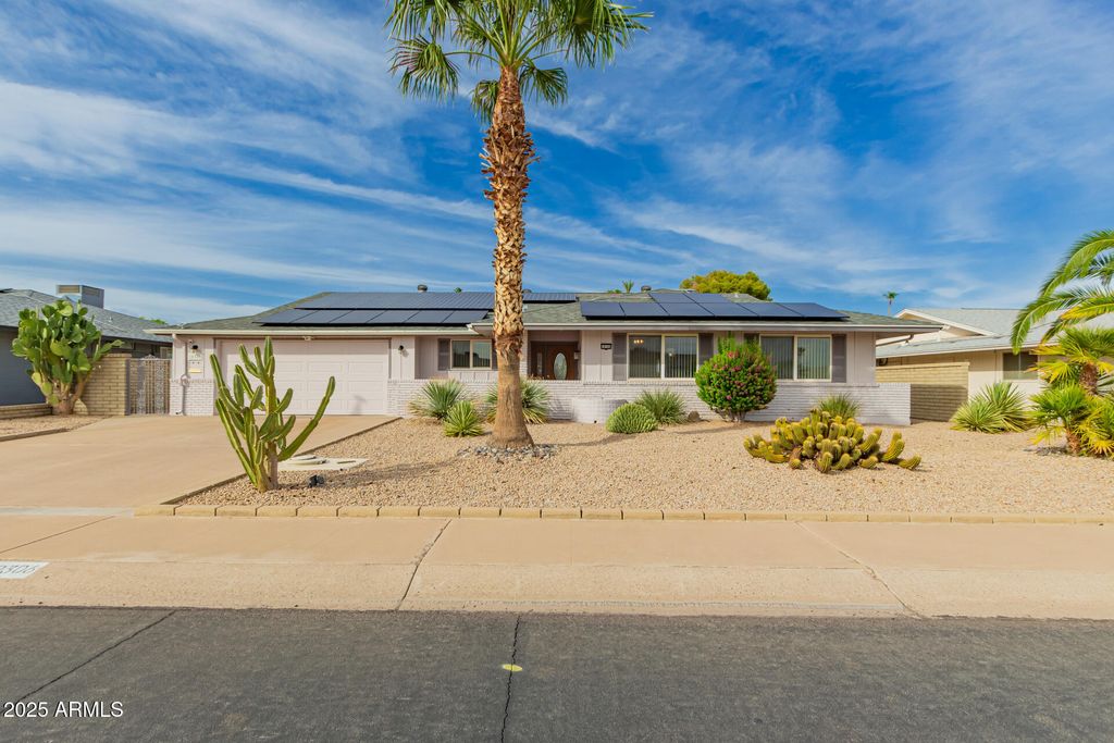 Photo of 10306 W Cameo Drive, Sun City, AZ 85351 (MLS # 6921845)