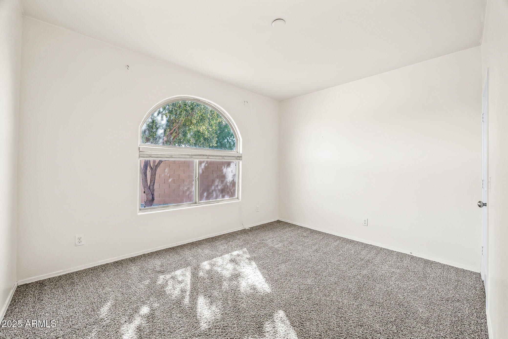 42132 W MANDERAS Lane