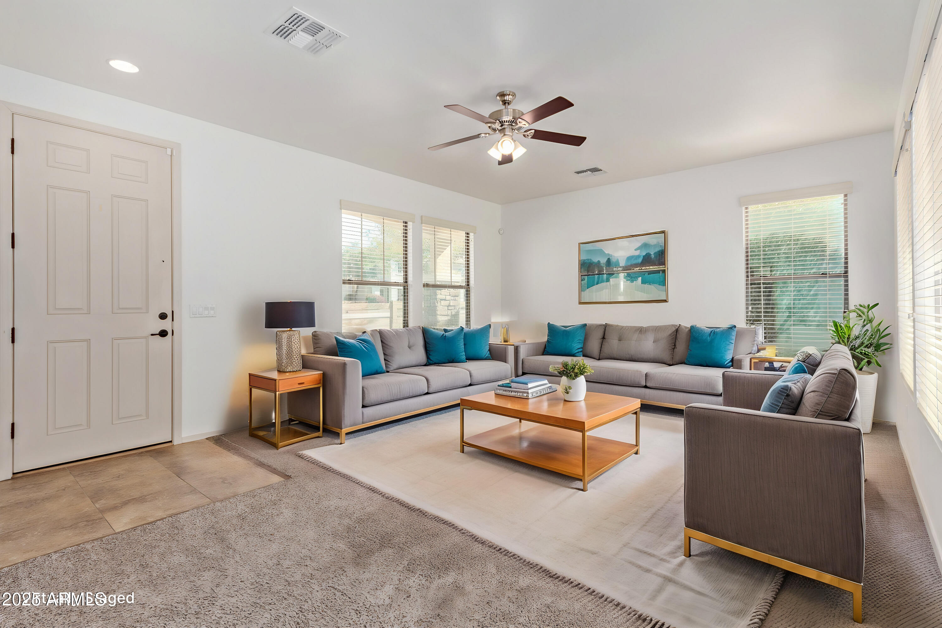 4428 E WILDHORSE Drive