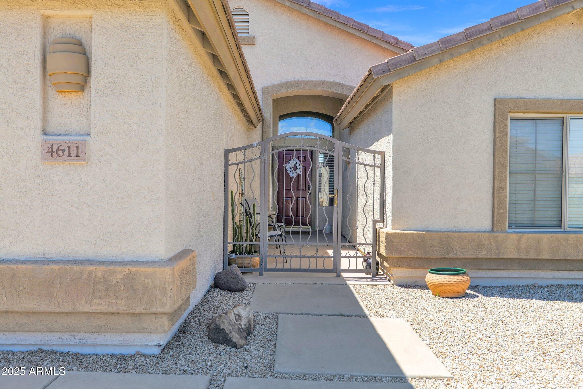 4611 E NIGHT GLOW Drive