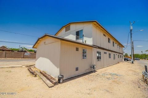 Multi Family in Phoenix AZ 2015 EUGIE Terrace 8.jpg