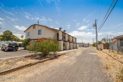 Multi Family in Phoenix AZ 2015 EUGIE Terrace 18.jpg