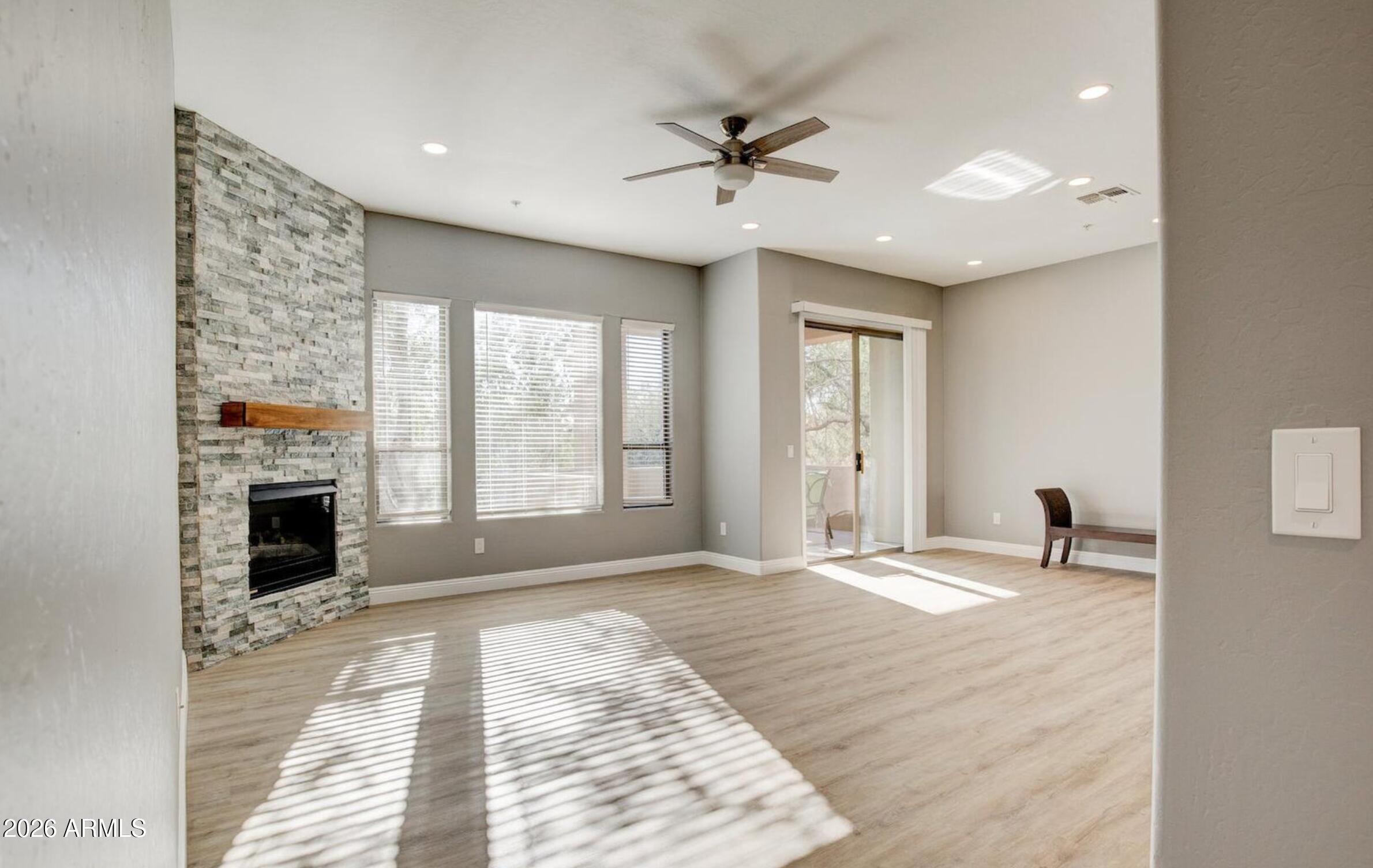 16420 N THOMPSON PEAK Parkway 1043