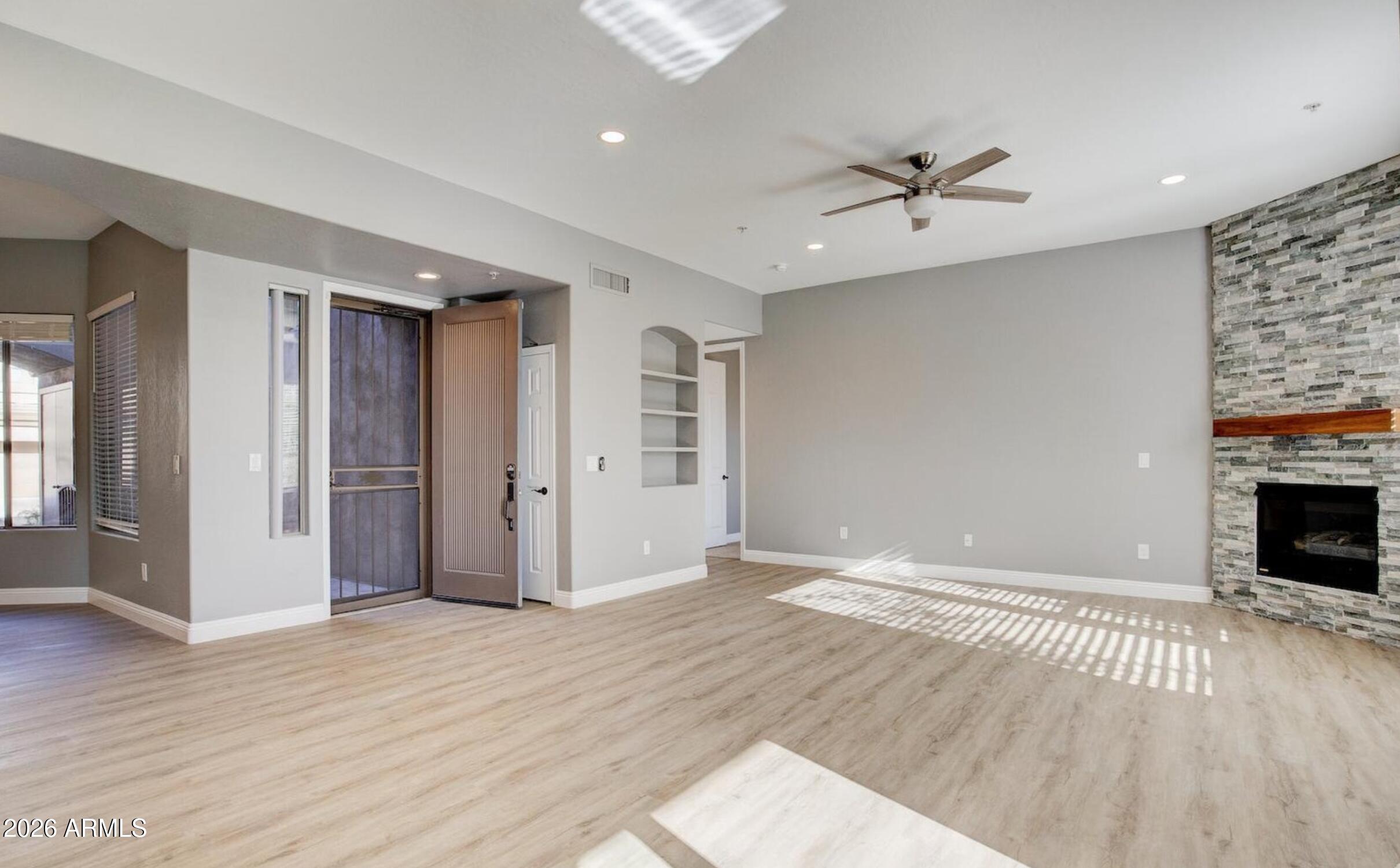 16420 N THOMPSON PEAK Parkway 1043