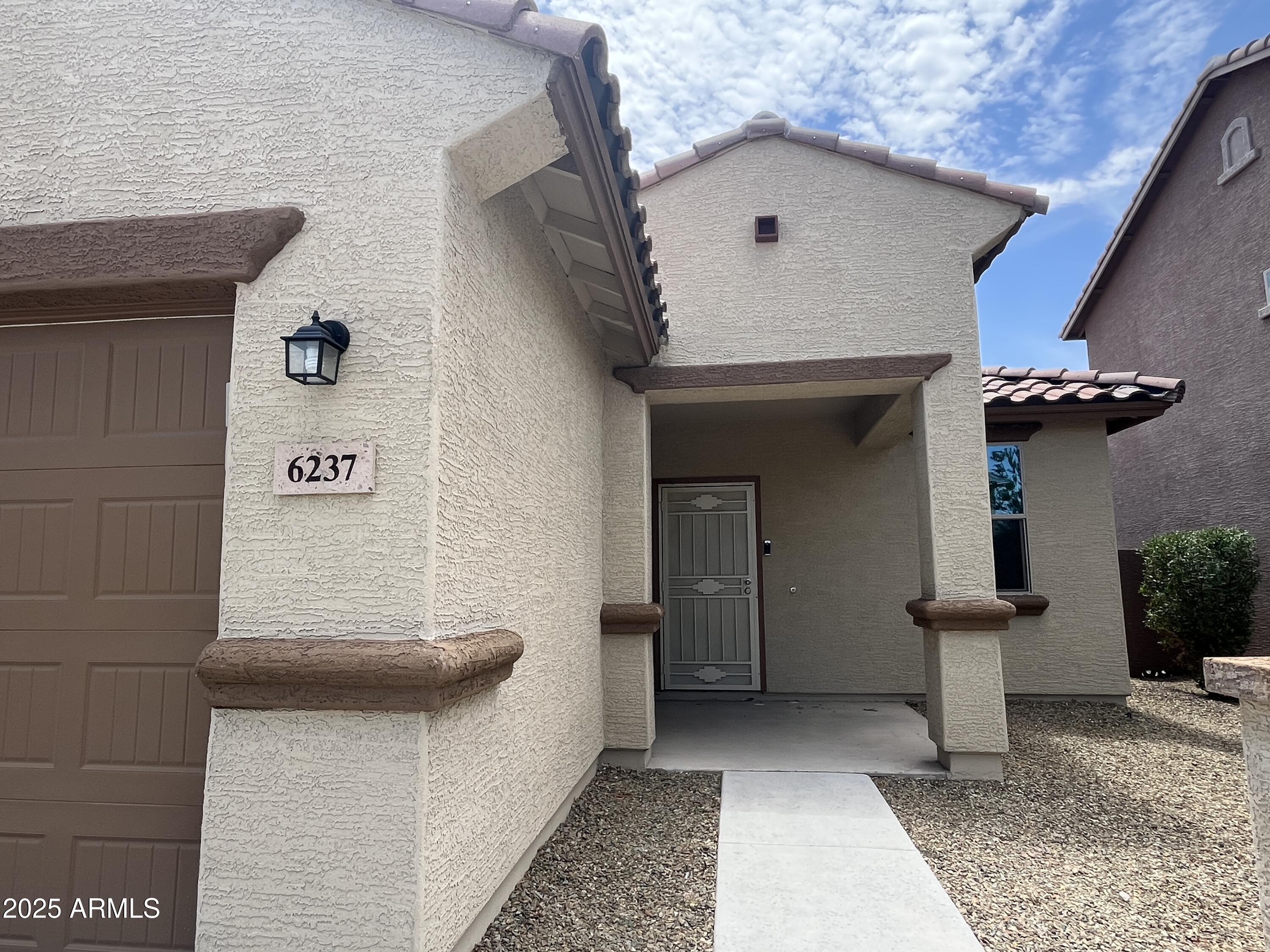 6237 W ORCHID Lane