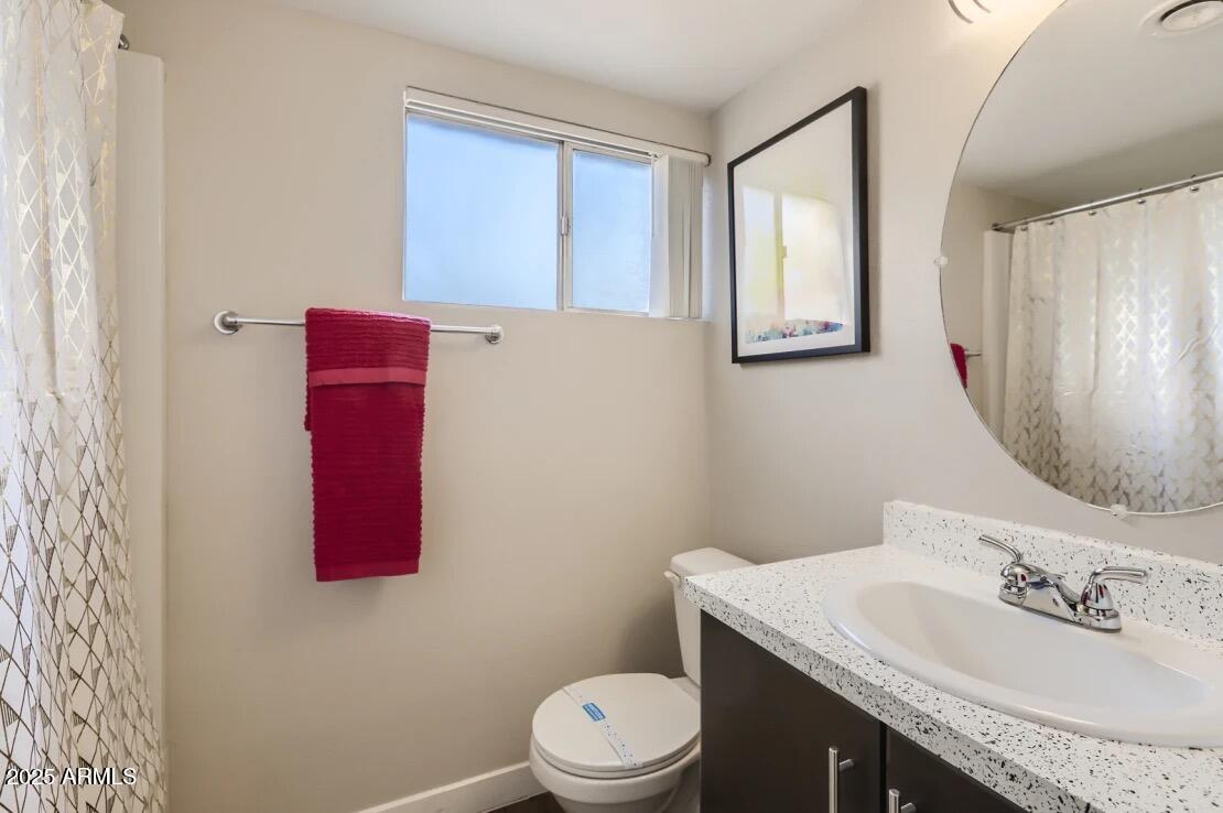 1645 E THOMAS Road ST-C