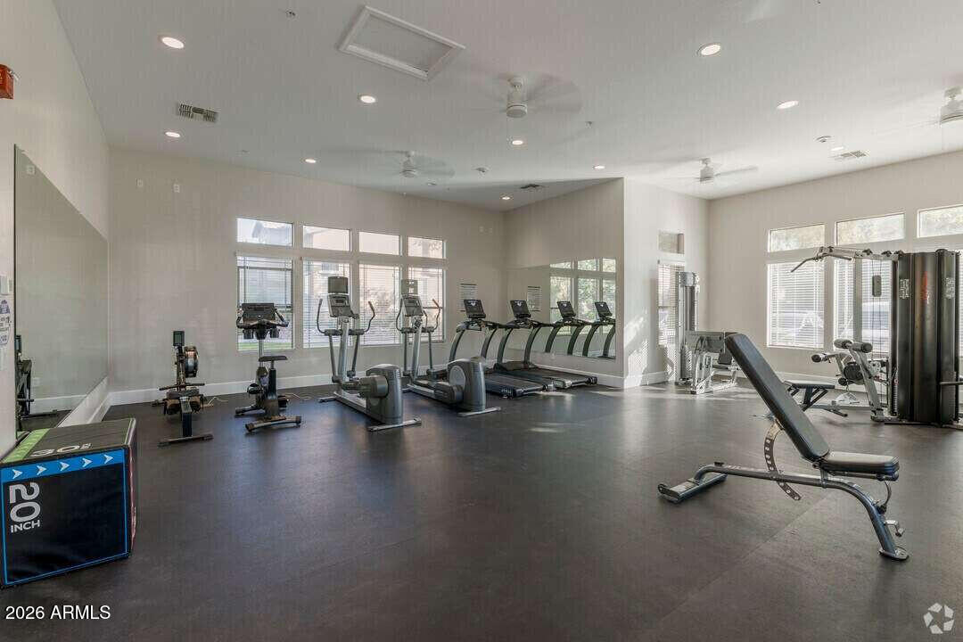 15240 N 142ND Avenue 1170