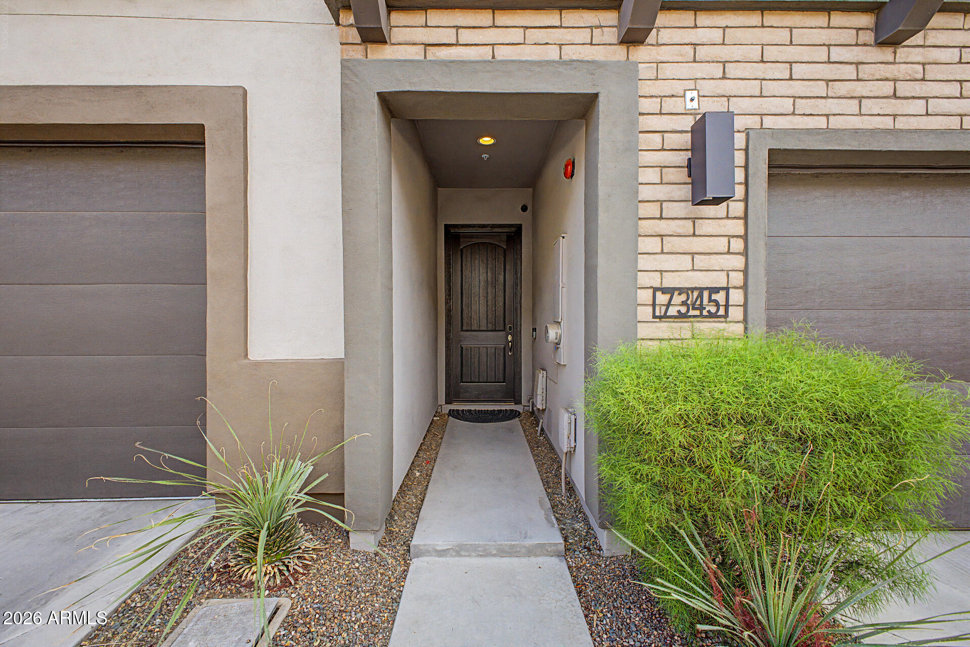 7345 E CASITAS DEL RIO Drive