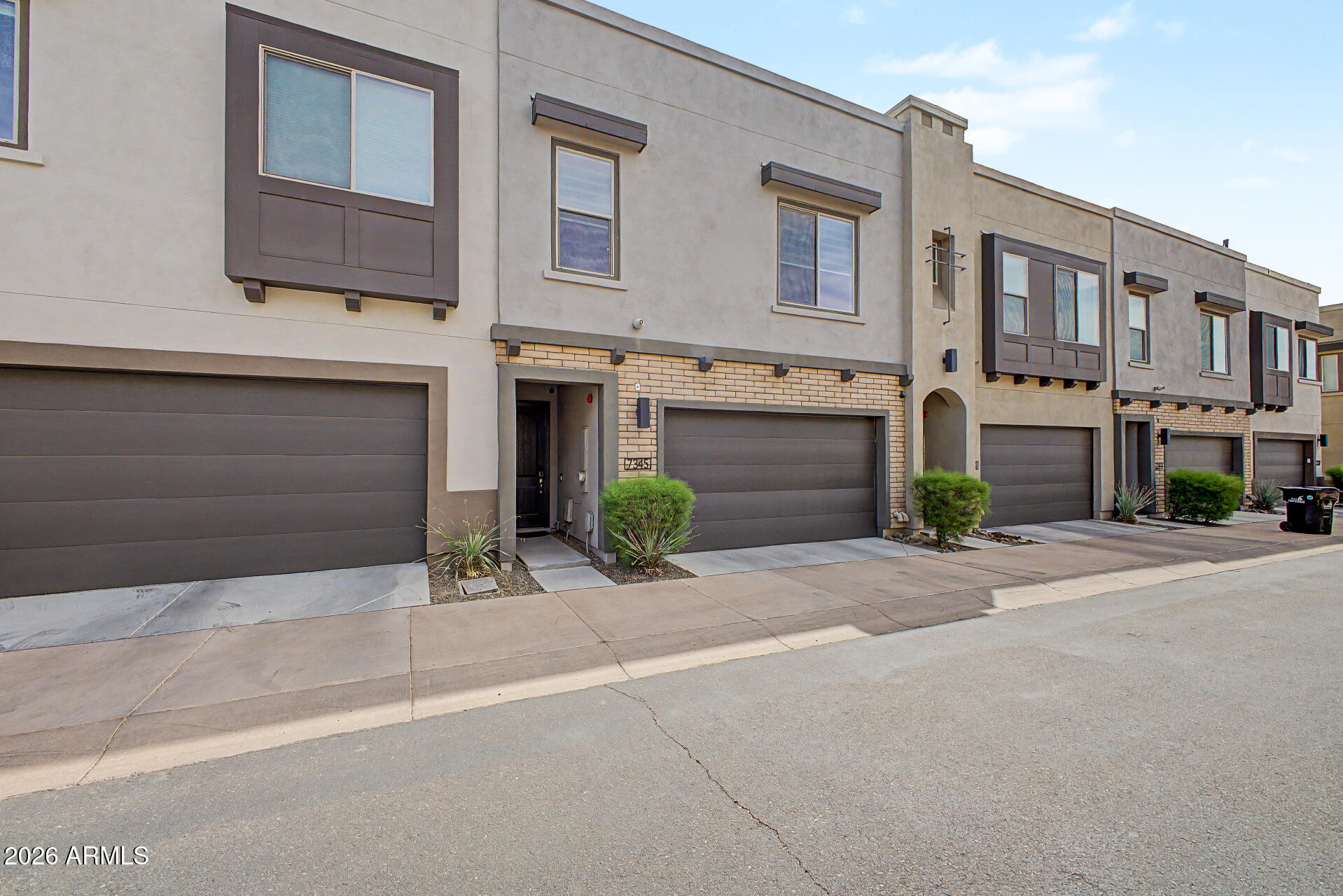7345 E CASITAS DEL RIO Drive