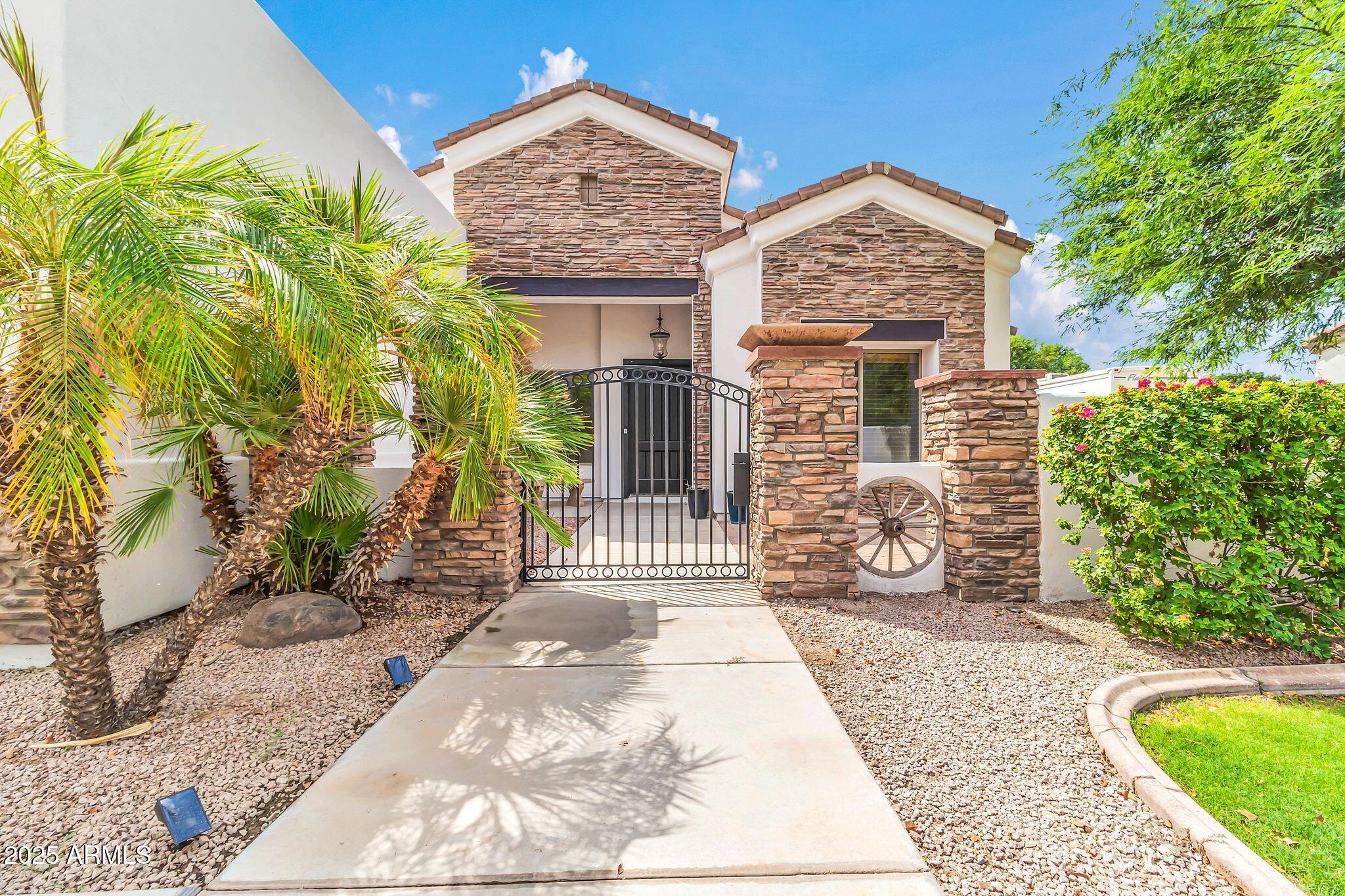 Homes for Sale in Queen Creek Arizona 3 20131 E CALLE DE FLORES --