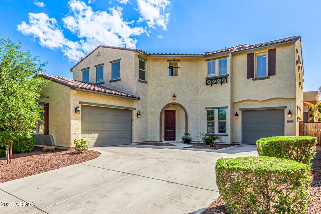 Photo of 8539 W Midway Avenue, Glendale, AZ 85305 (MLS # 6933755)