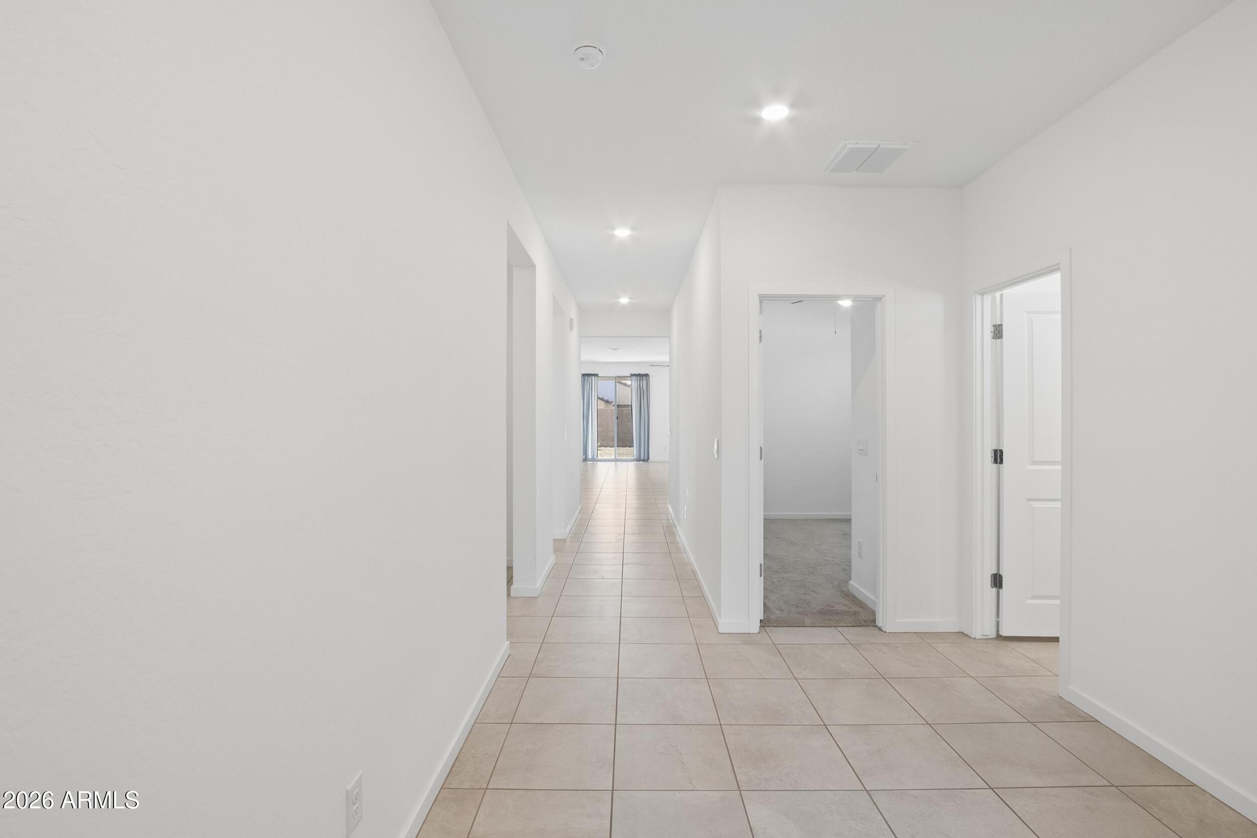 25293 W Wayland Drive
