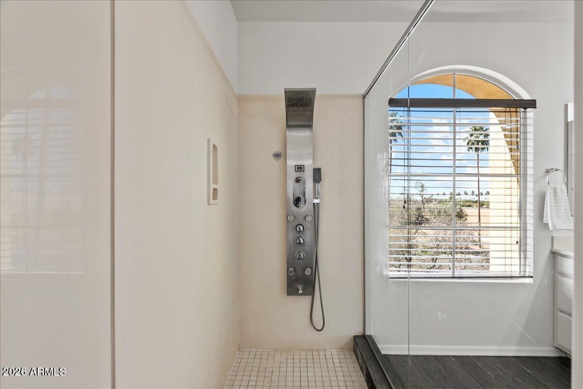 PLAZA - Residential