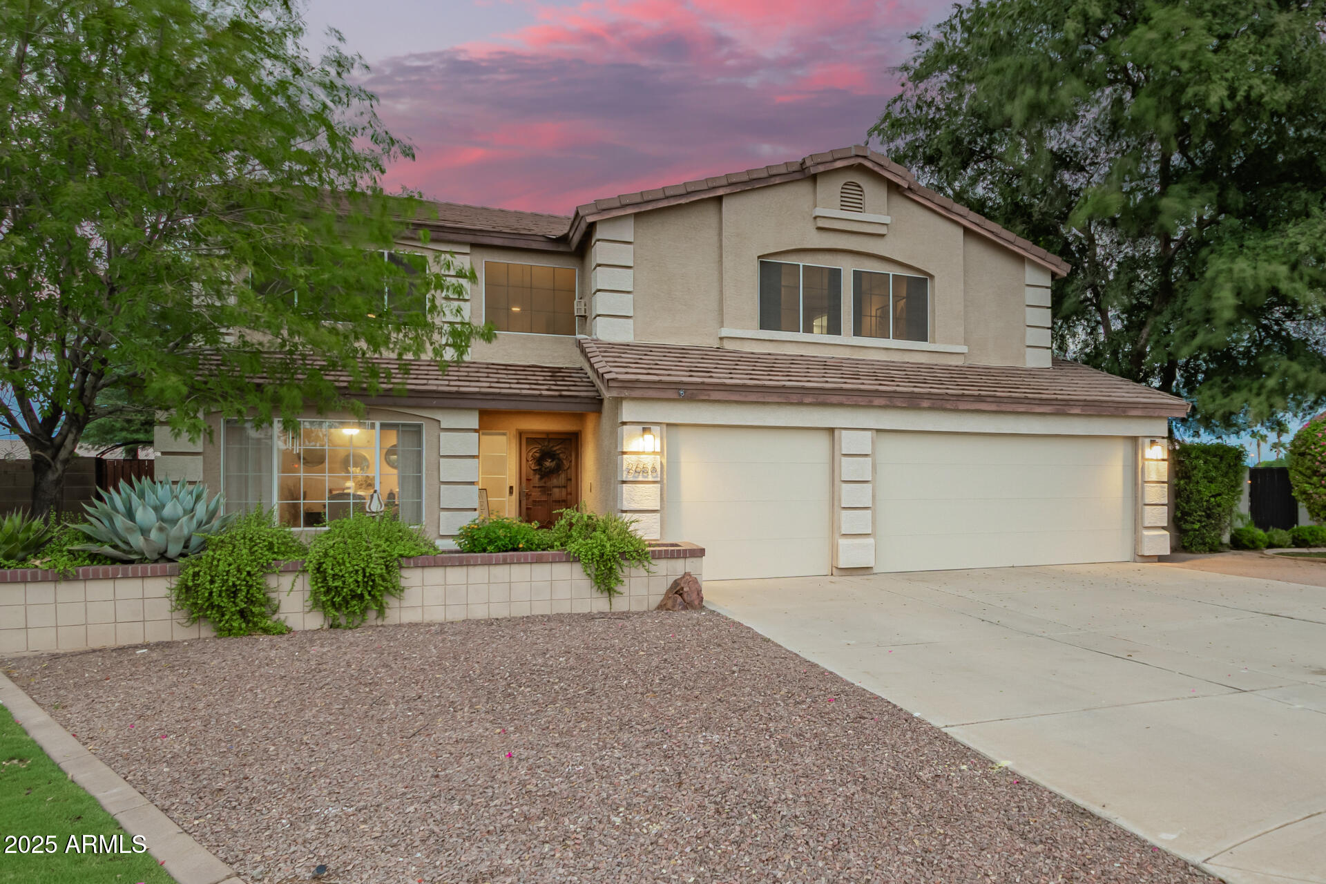 2656 E APPALOOSA Street