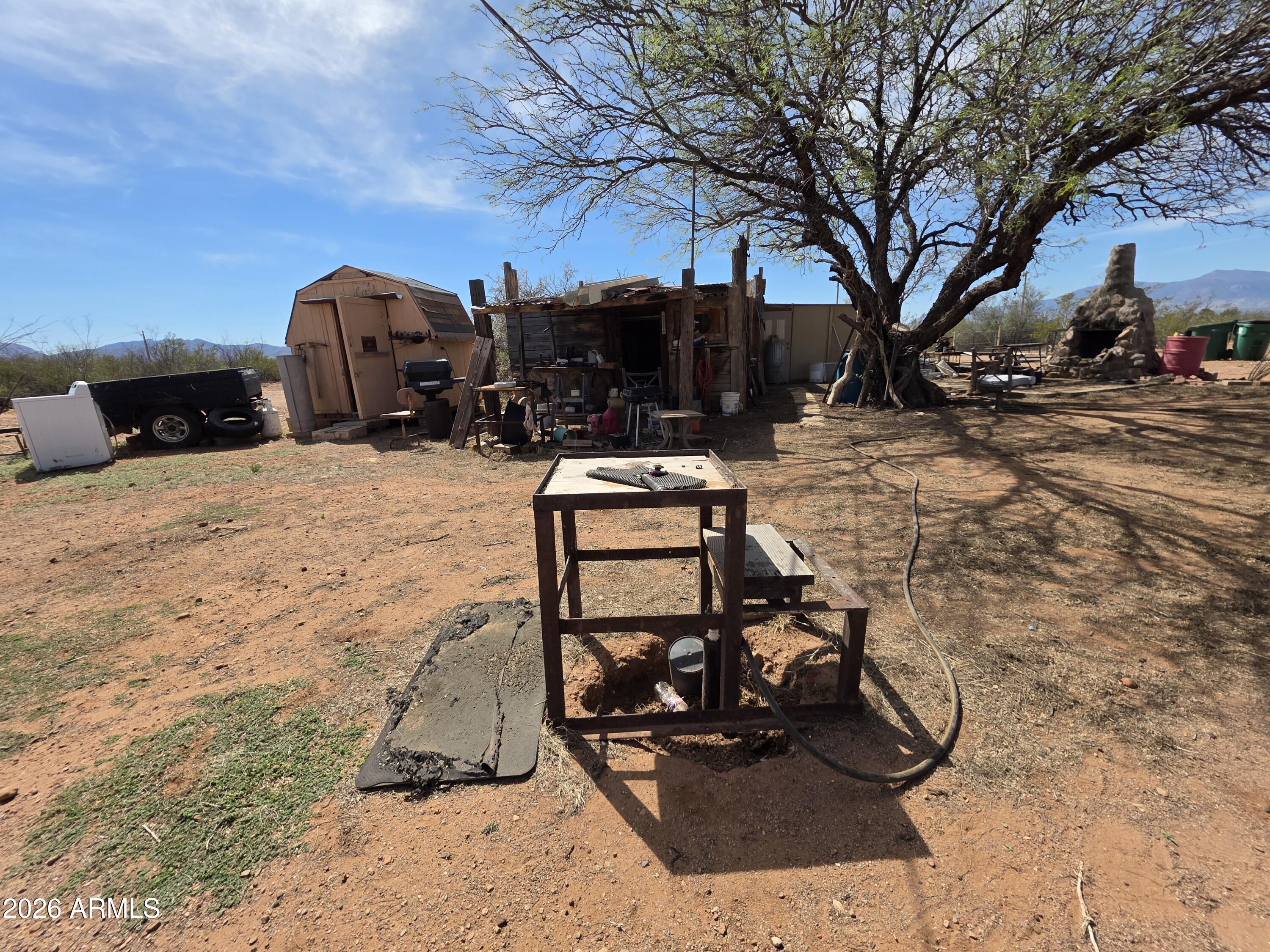 HIGH KNOLL RANCHES - Residential
