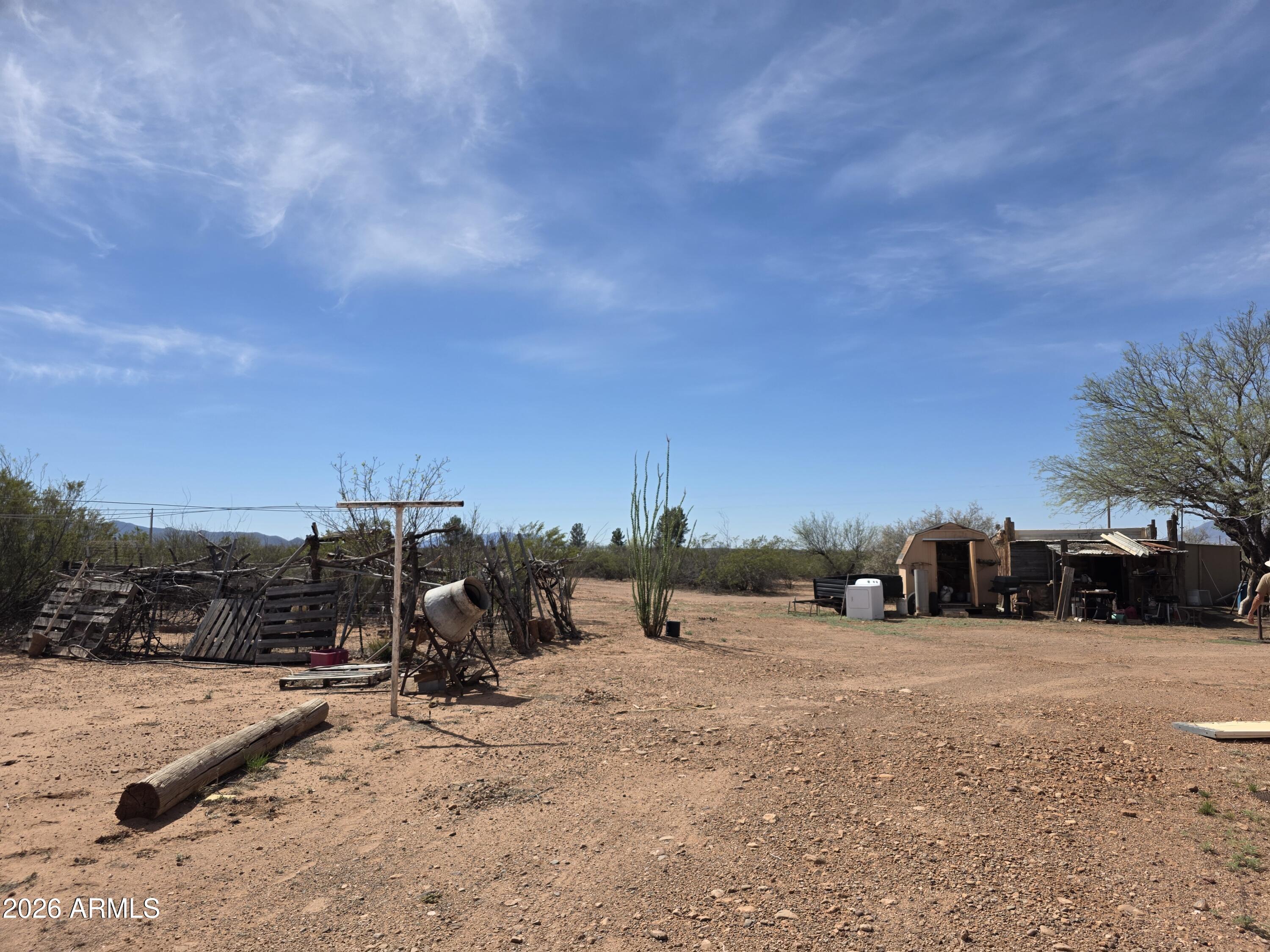 HIGH KNOLL RANCHES - Residential