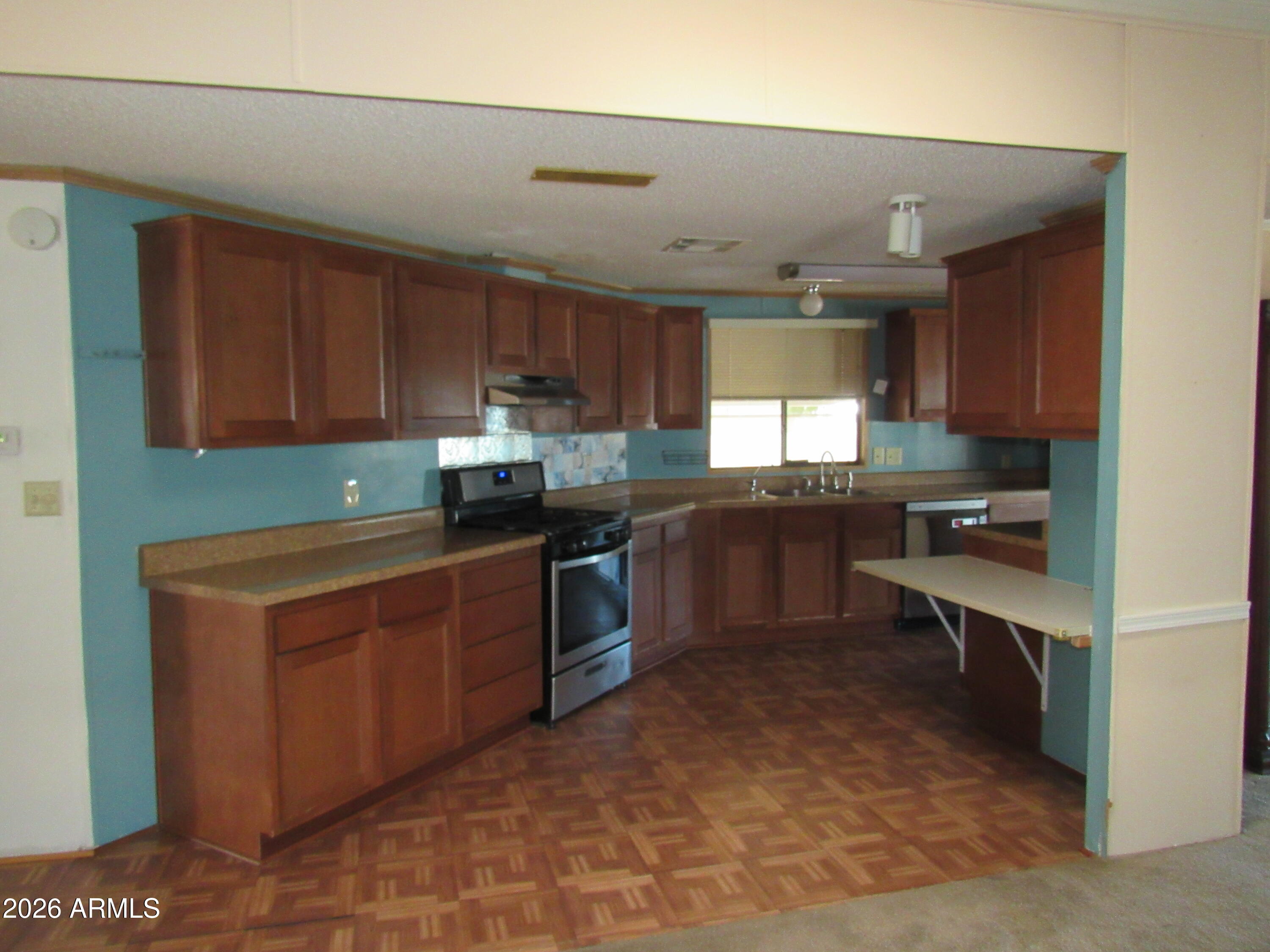 3411 S CAMINO SECO -- 442