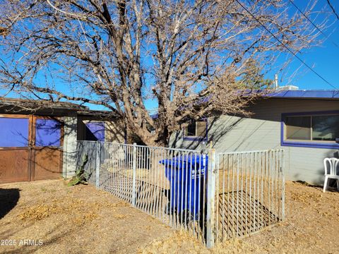 A home in Naco