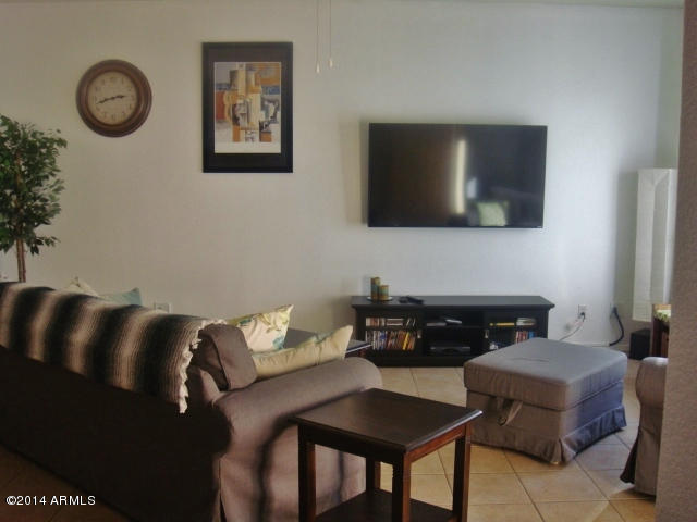 8800 N 107TH Avenue 10