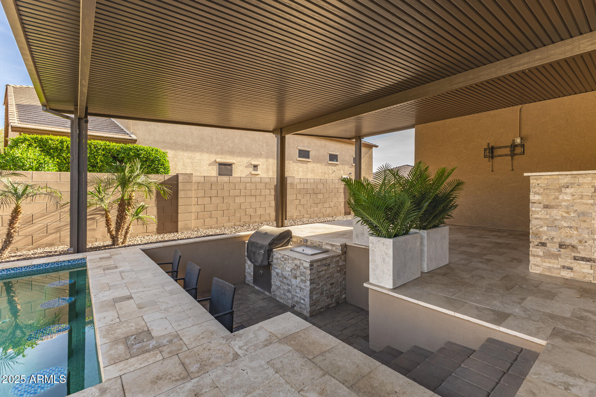 18334 W MARSHALL Lane