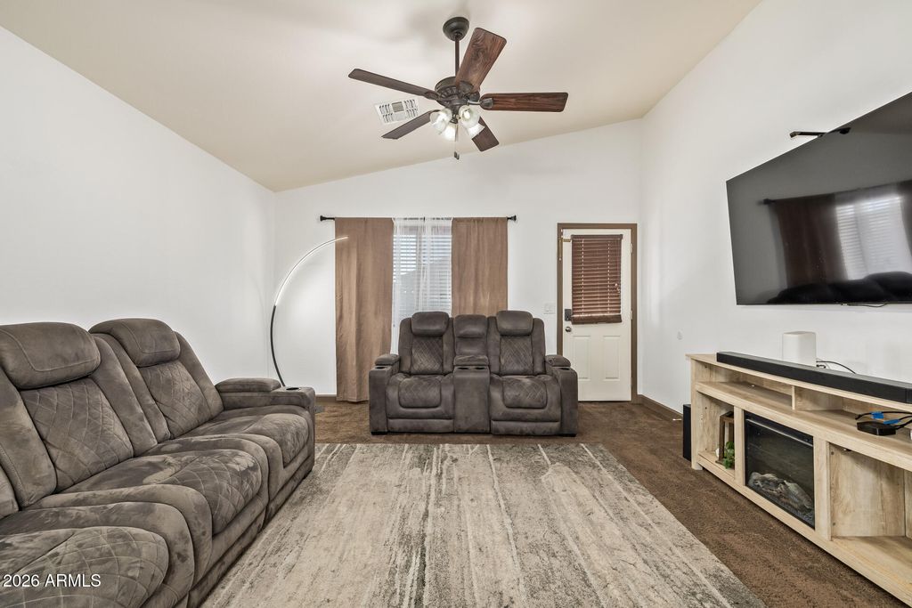 Photo of 1129 E Jahns Drive, Casa Grande, AZ 85122 (MLS # 6971148)