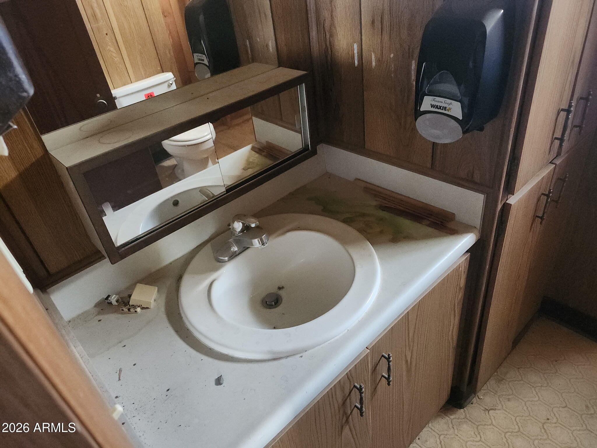 WHITE MOUNTAIN LAKES UNIT 11 - Land