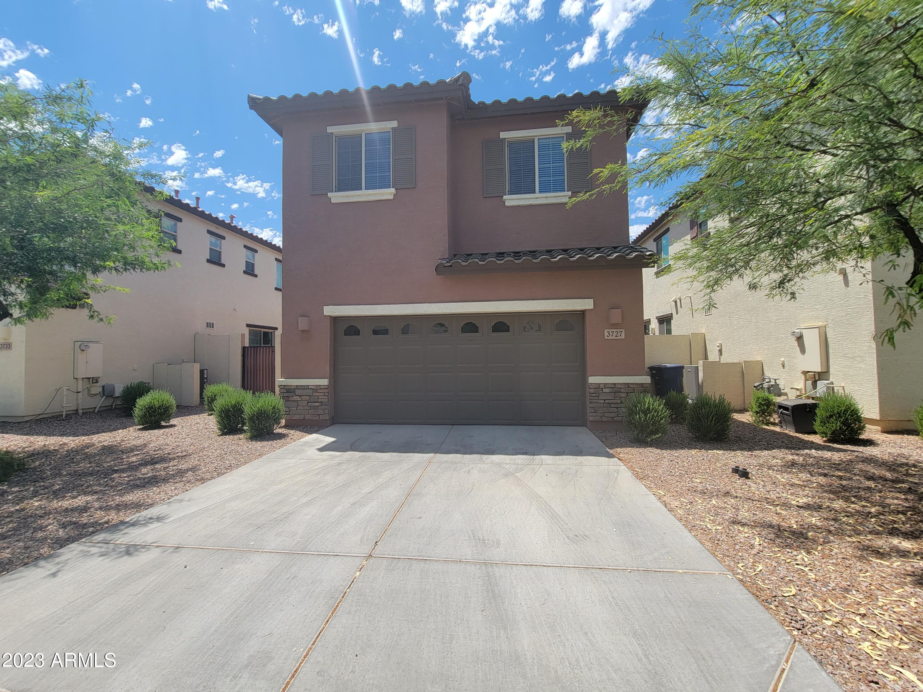 3727 E Trinity Lane