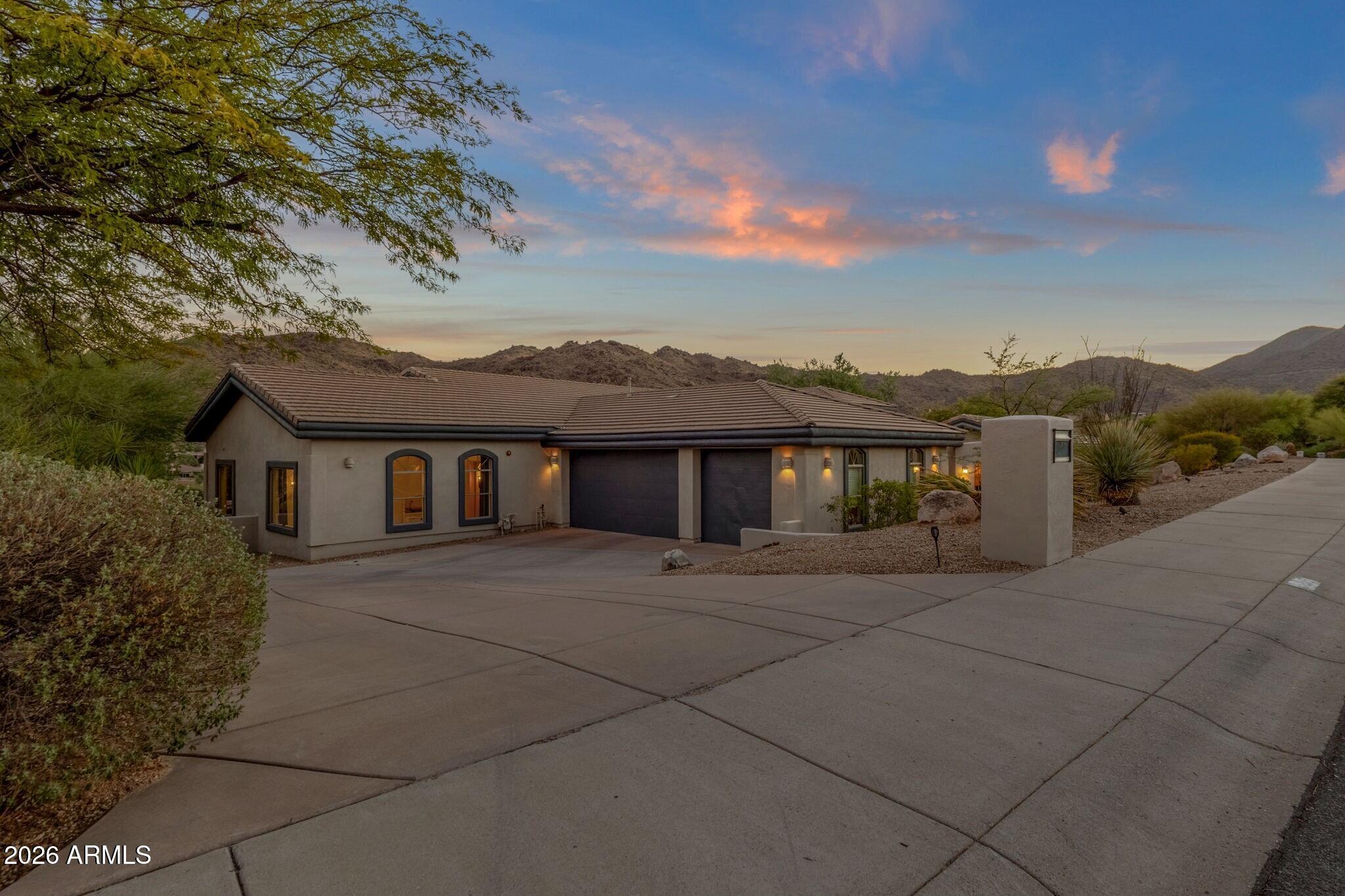 15205 E SUNDOWN Drive