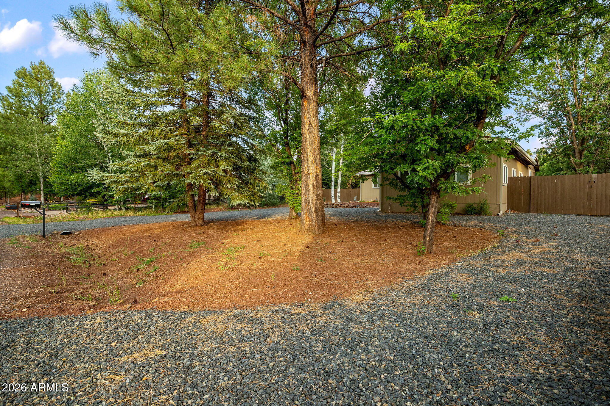 PINETOP LAKES COUNTRY CLUB UNIT 4 - Residential