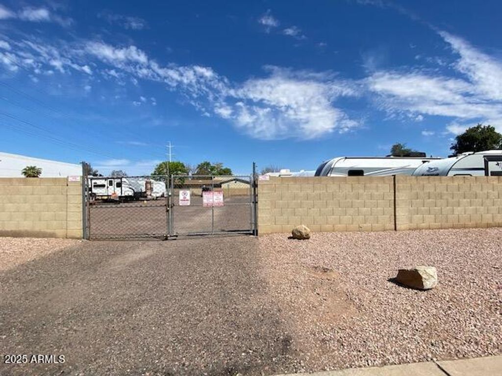 listing image 24