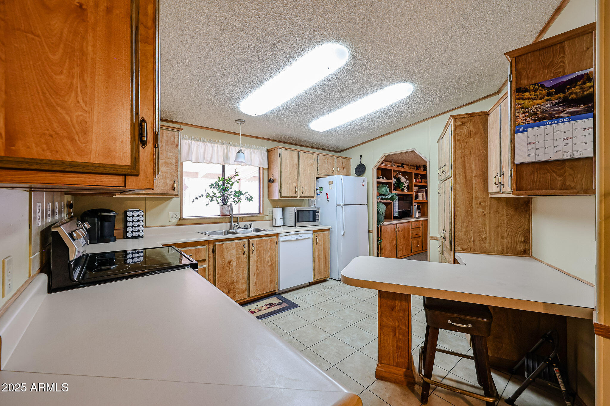 3901 E PINNACLE PEAK Road 208