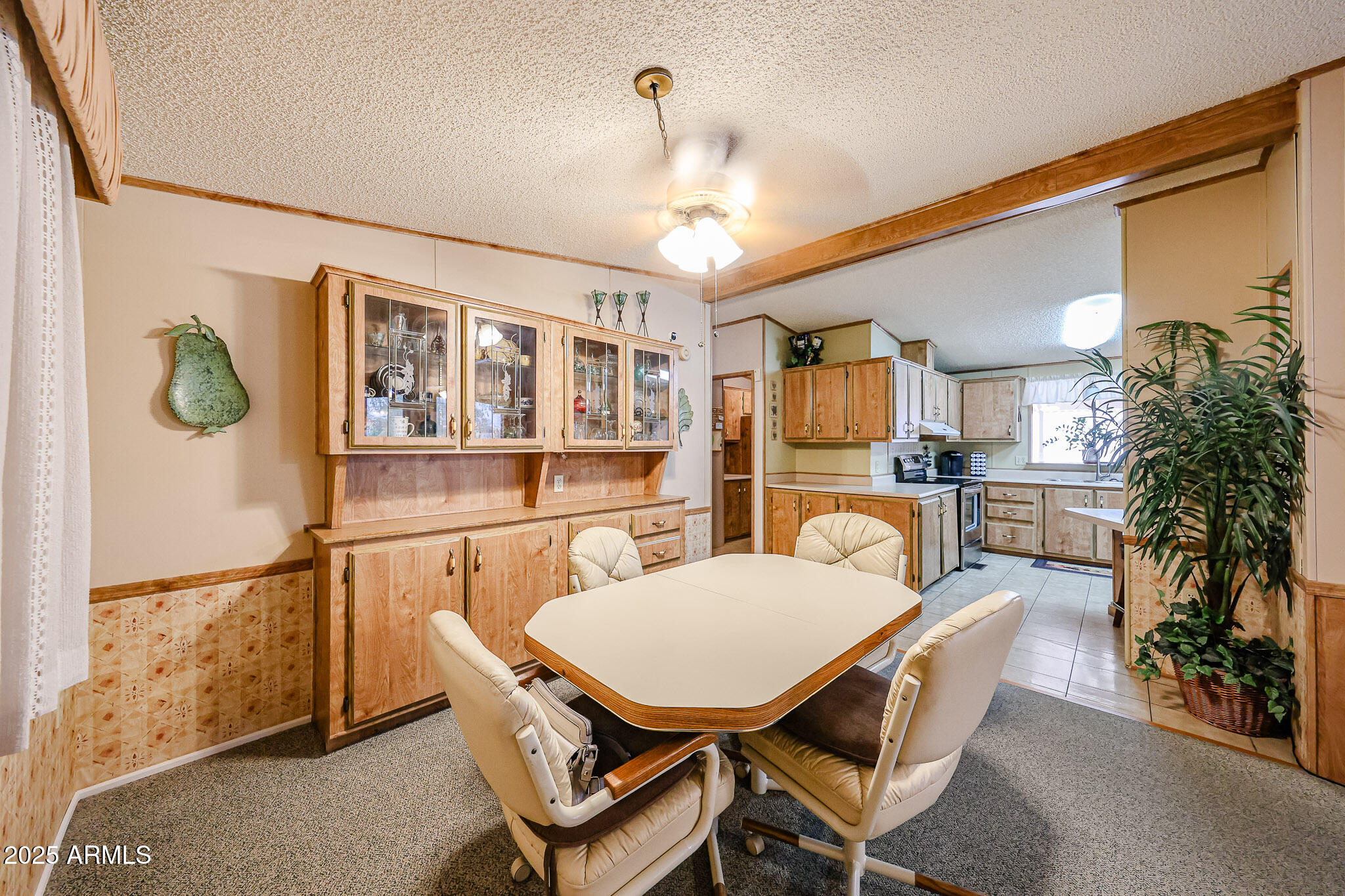 3901 E PINNACLE PEAK Road 208