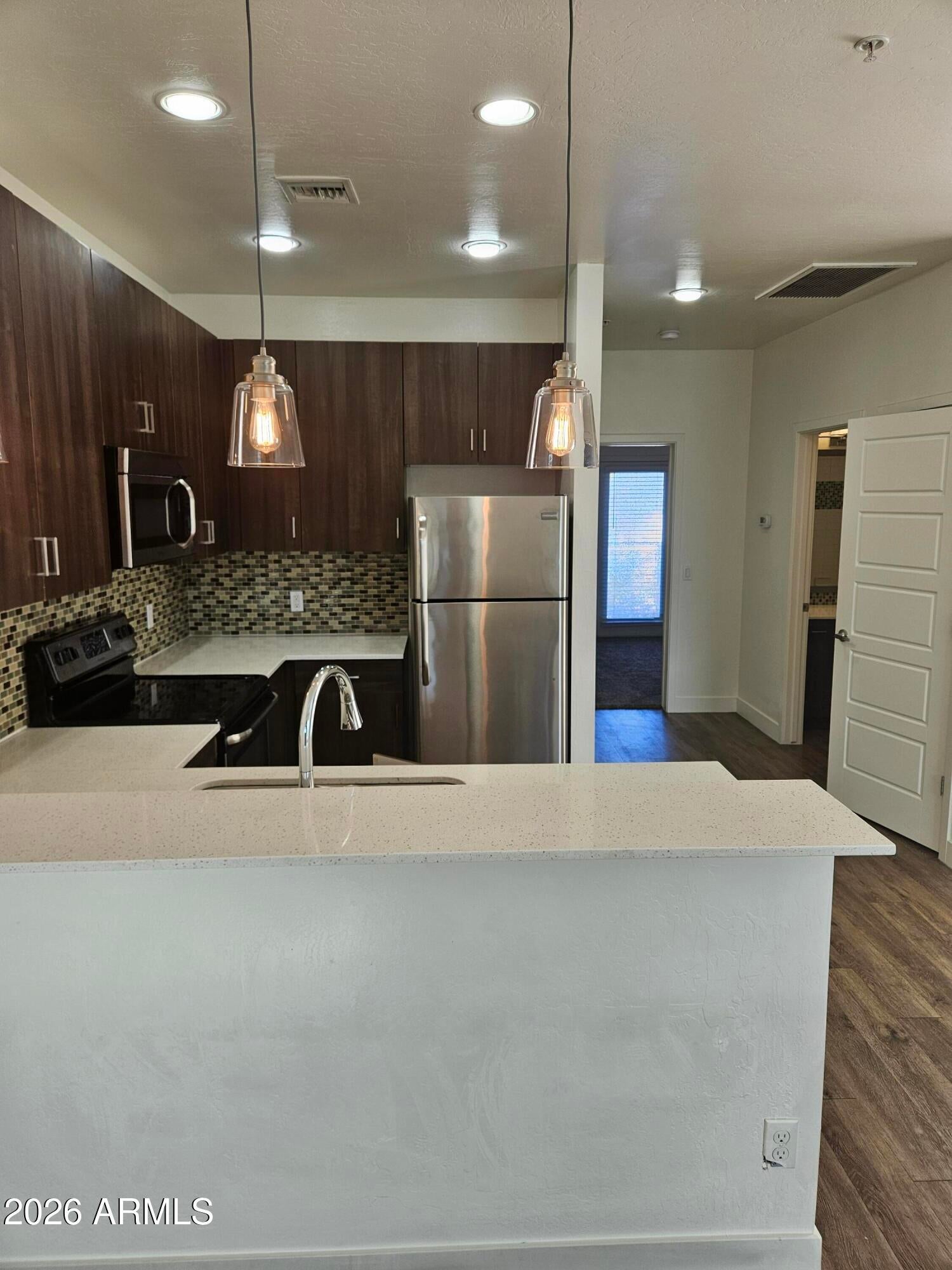 7981 E WILSHIRE Drive 2006A